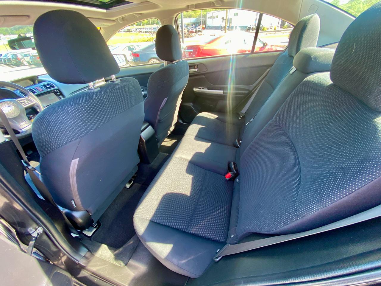 Subaru Impreza Sedan 4dr CVT 2.0i Premium 2015