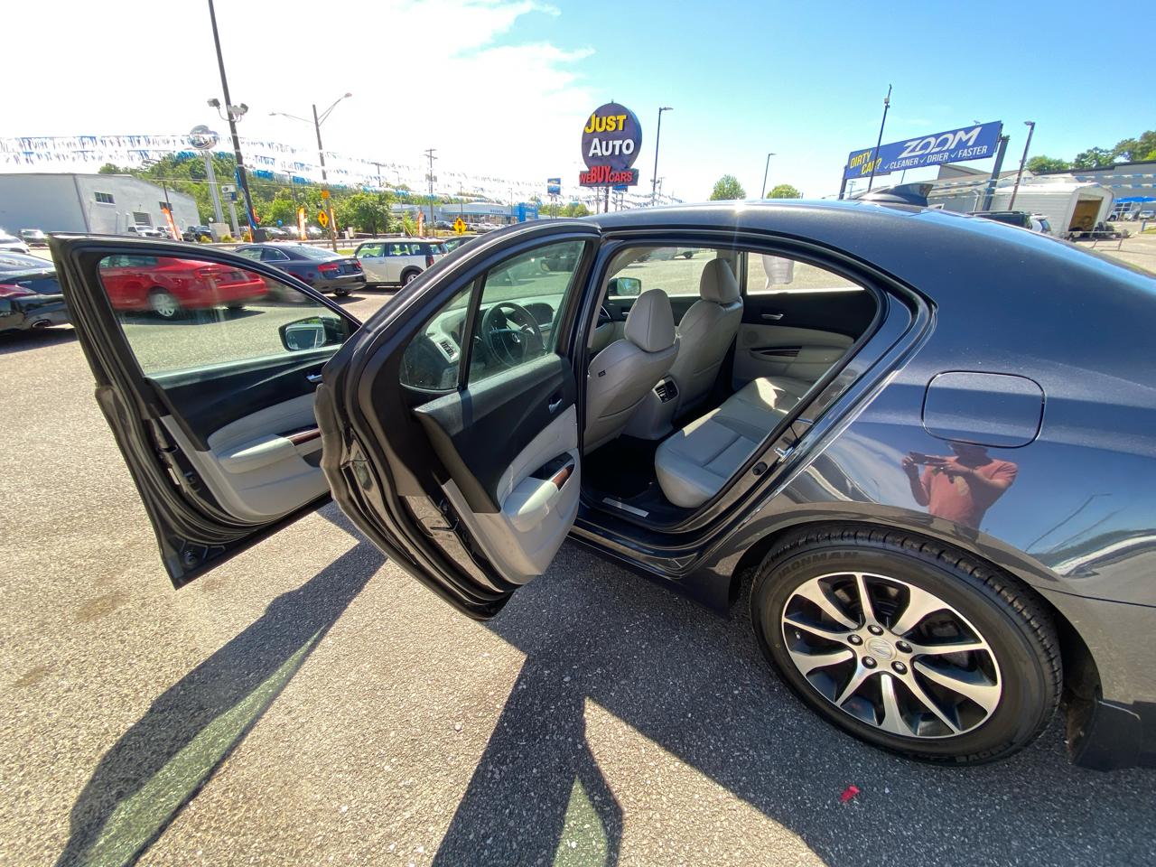 Acura TLX 4dr Sdn FWD Tech 2016