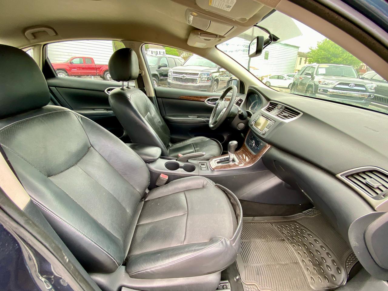 Nissan Sentra 4dr Sdn I4 CVT SL 2015