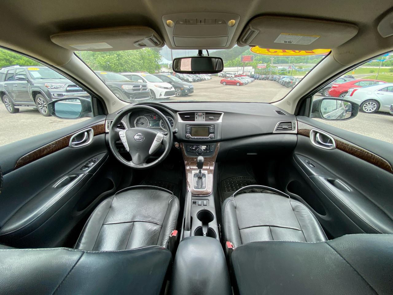 Nissan Sentra 4dr Sdn I4 CVT SL 2015