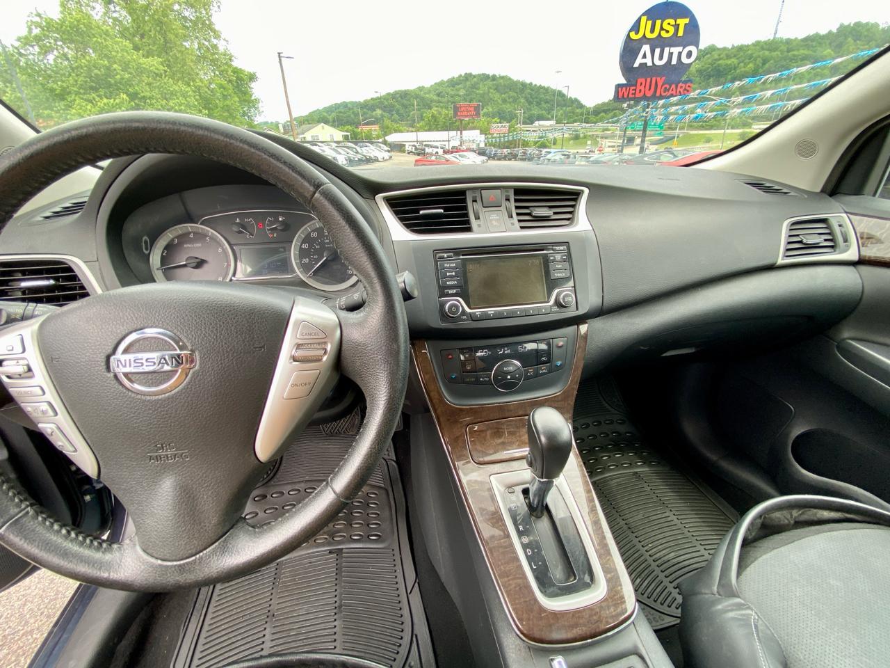 Nissan Sentra 4dr Sdn I4 CVT SL 2015