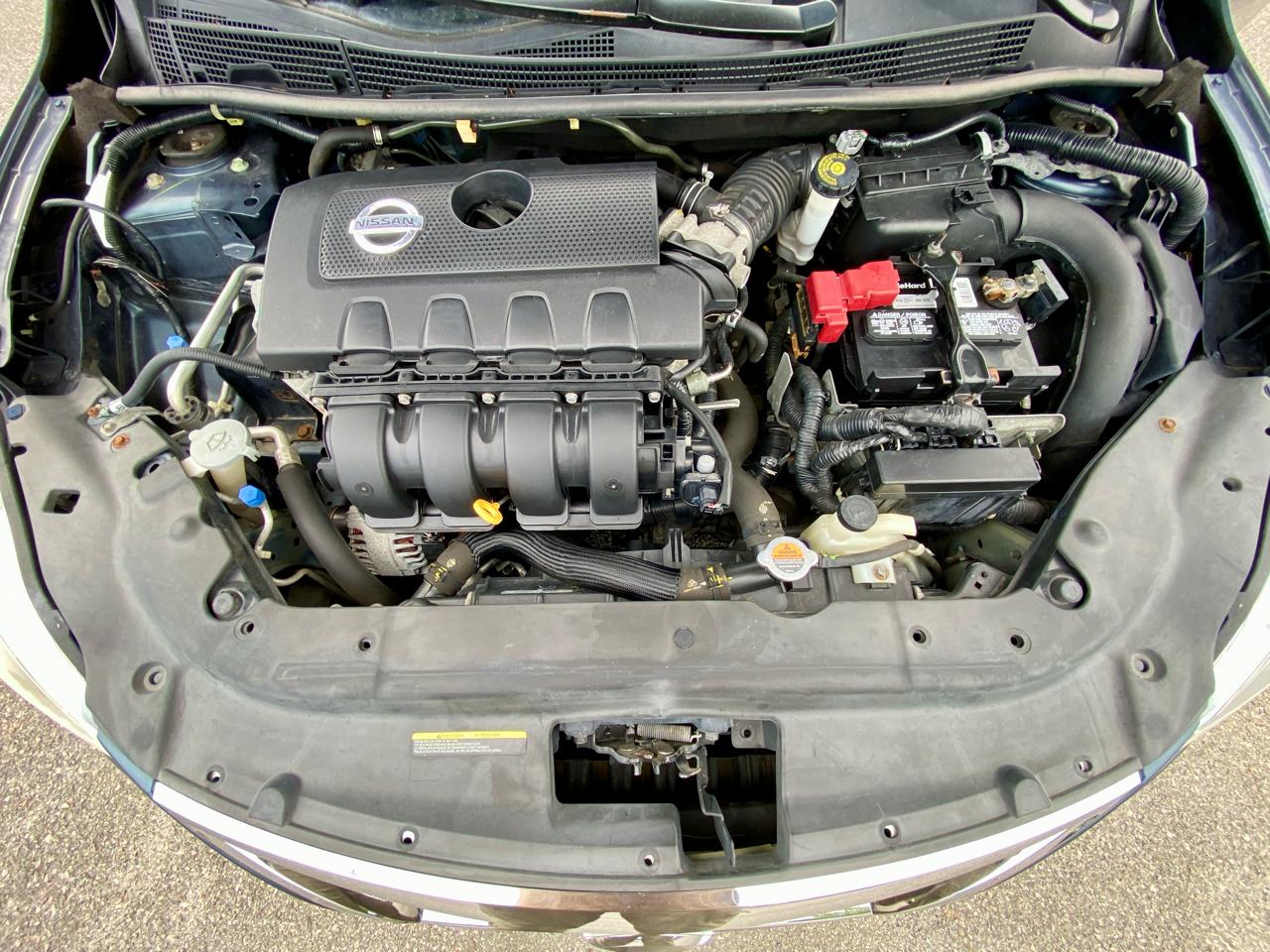 Nissan Sentra 4dr Sdn I4 CVT SL 2015