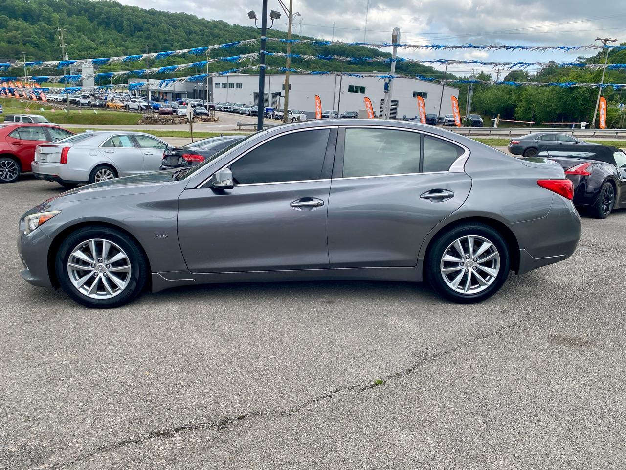 Infiniti Q50 3.0t Premium AWD 2017