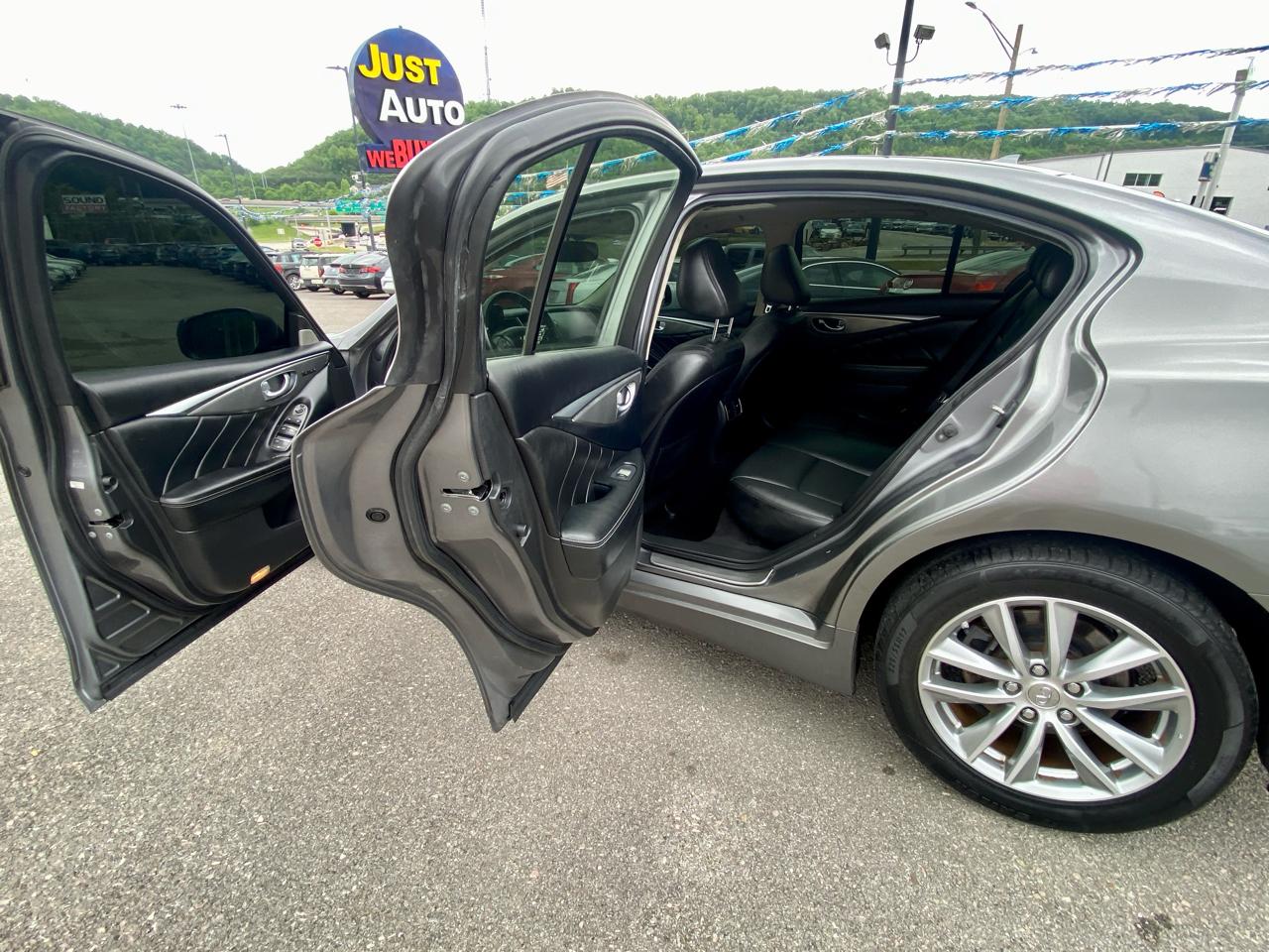 Infiniti Q50 3.0t Premium AWD 2017