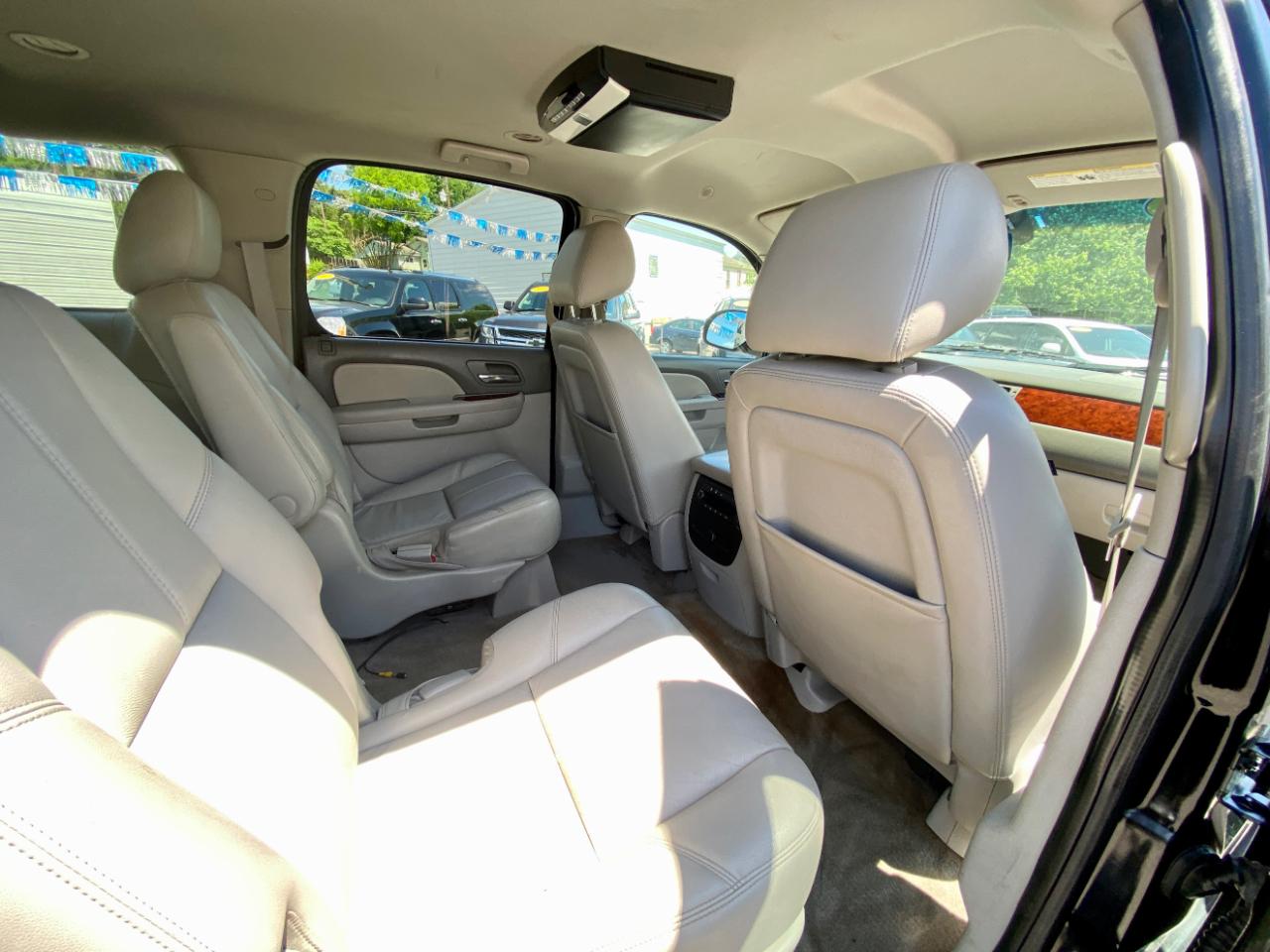 GMC Yukon XL 4WD 4dr 1500 SLT 2014