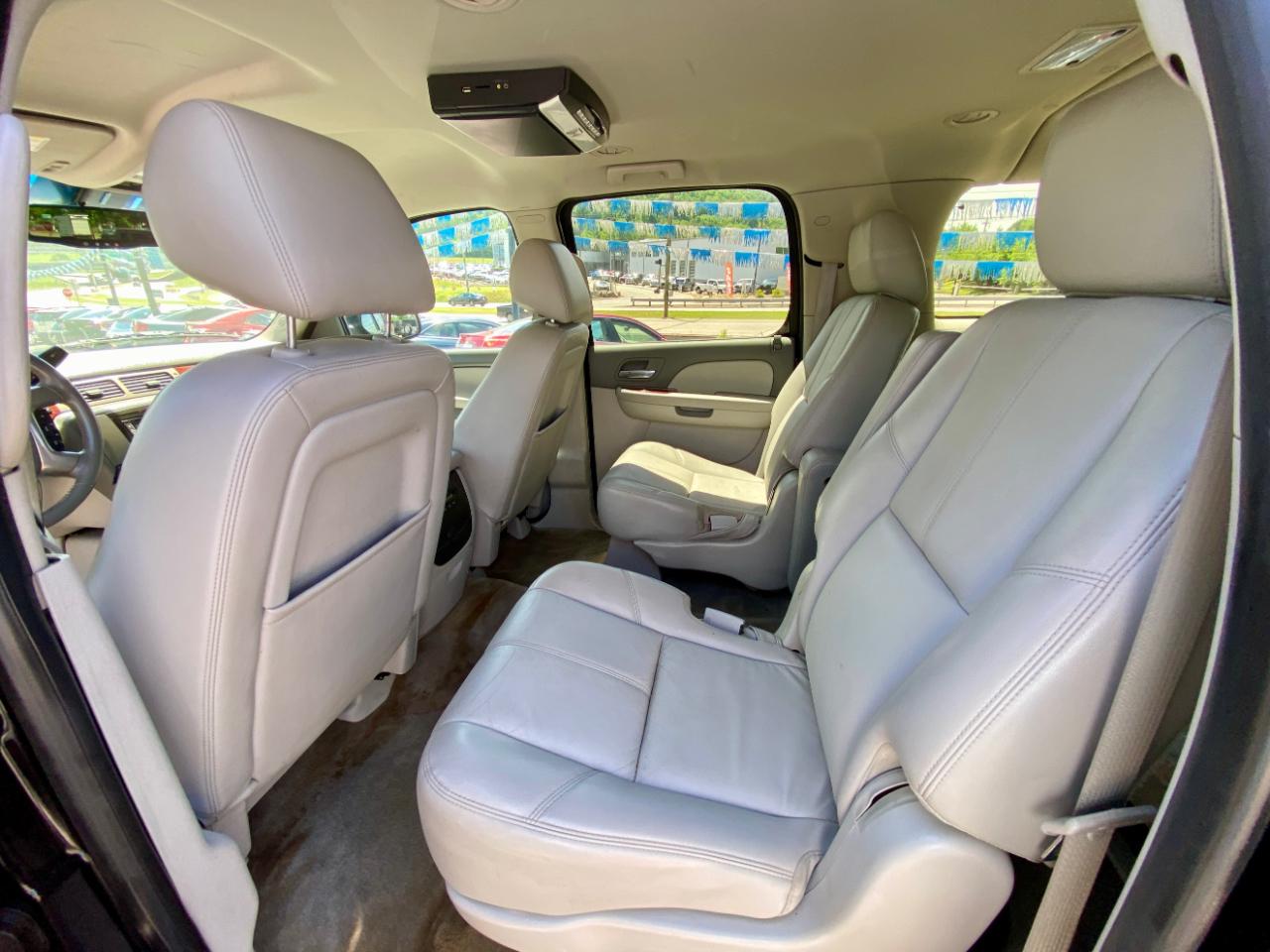 GMC Yukon XL 4WD 4dr 1500 SLT 2014