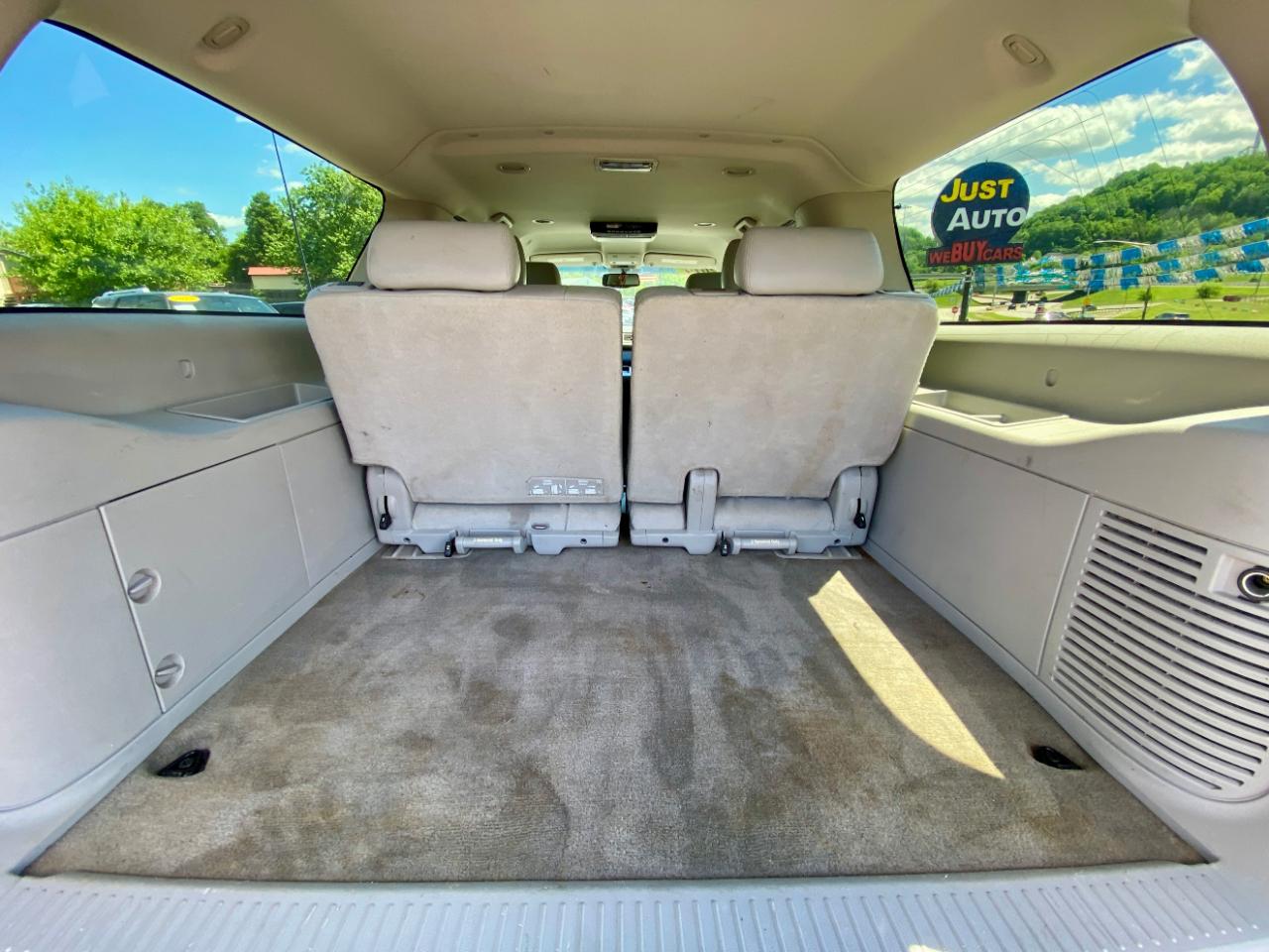 GMC Yukon XL 4WD 4dr 1500 SLT 2014