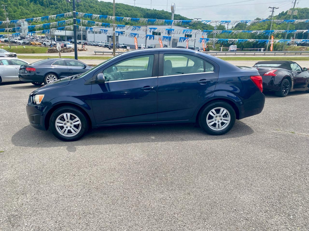 Chevrolet Sonic 4dr Sdn Auto LT 2015