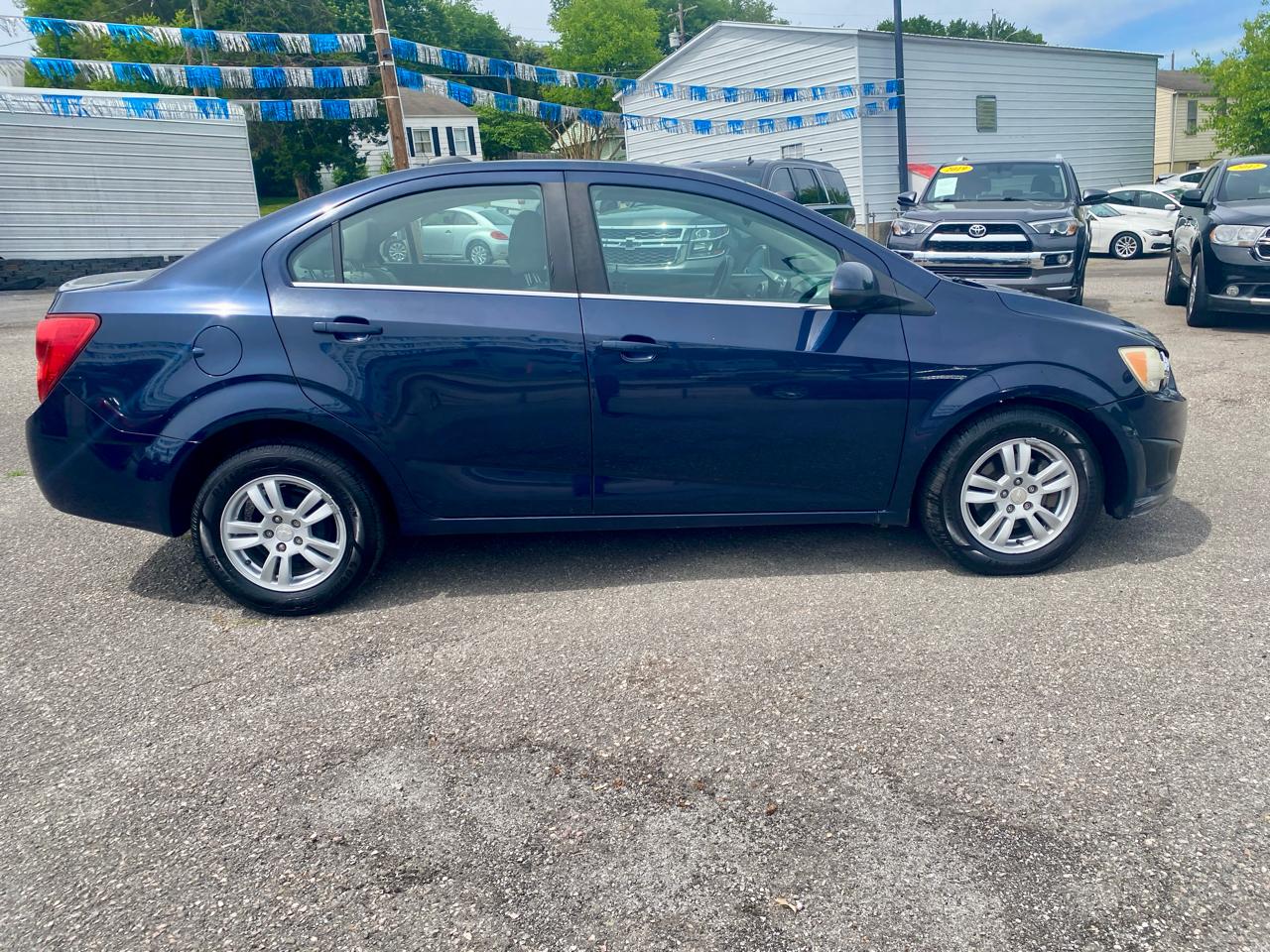 Chevrolet Sonic 4dr Sdn Auto LT 2015