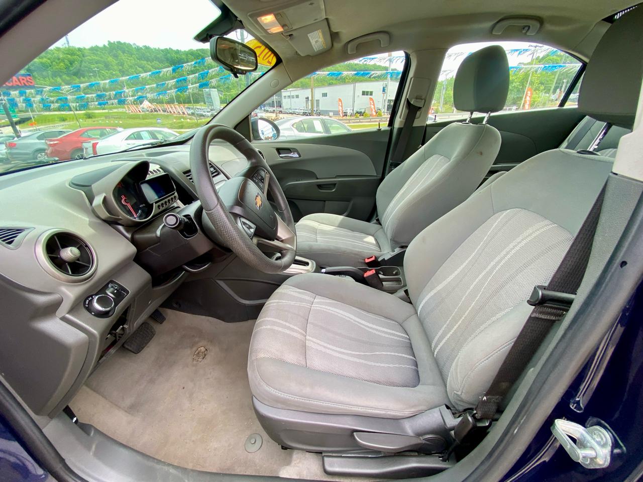 Chevrolet Sonic 4dr Sdn Auto LT 2015