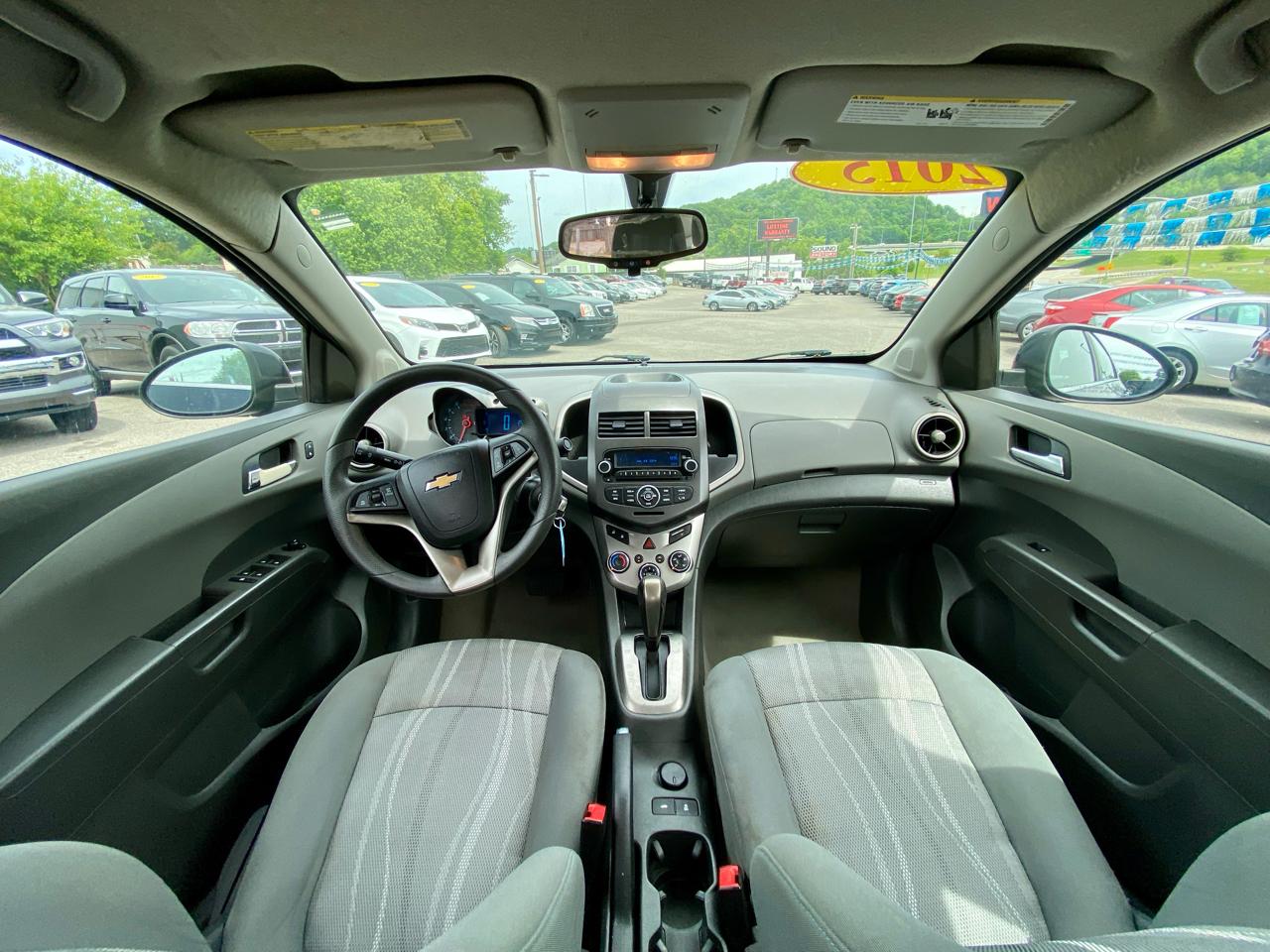 Chevrolet Sonic 4dr Sdn Auto LT 2015