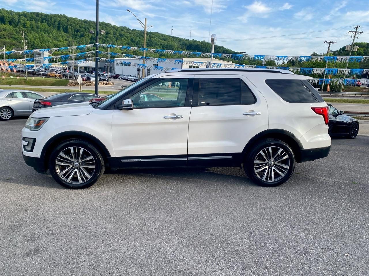 Ford Explorer 4WD 4dr Platinum 2016