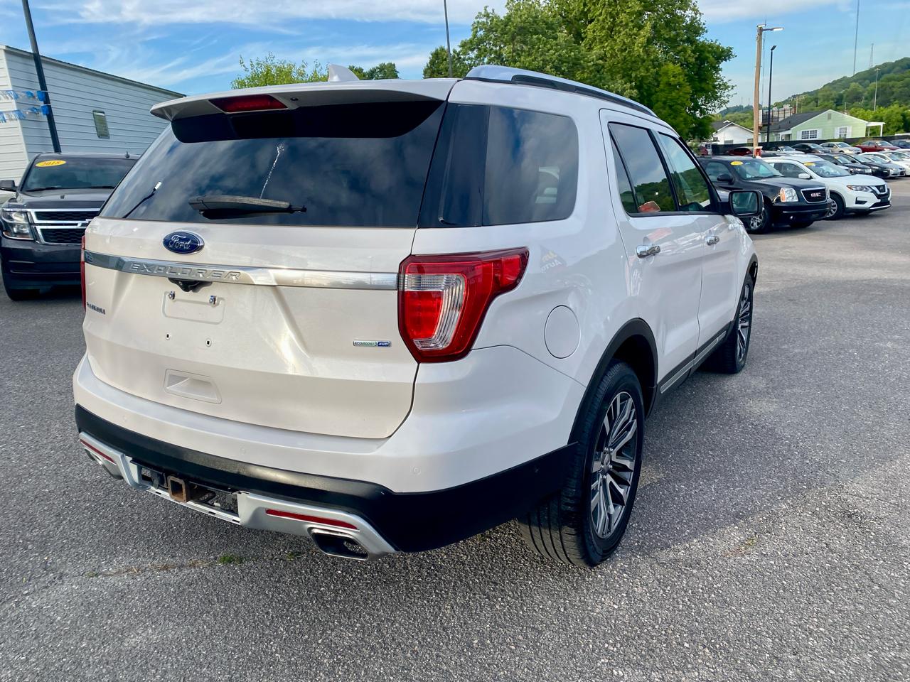 Ford Explorer 4WD 4dr Platinum 2016