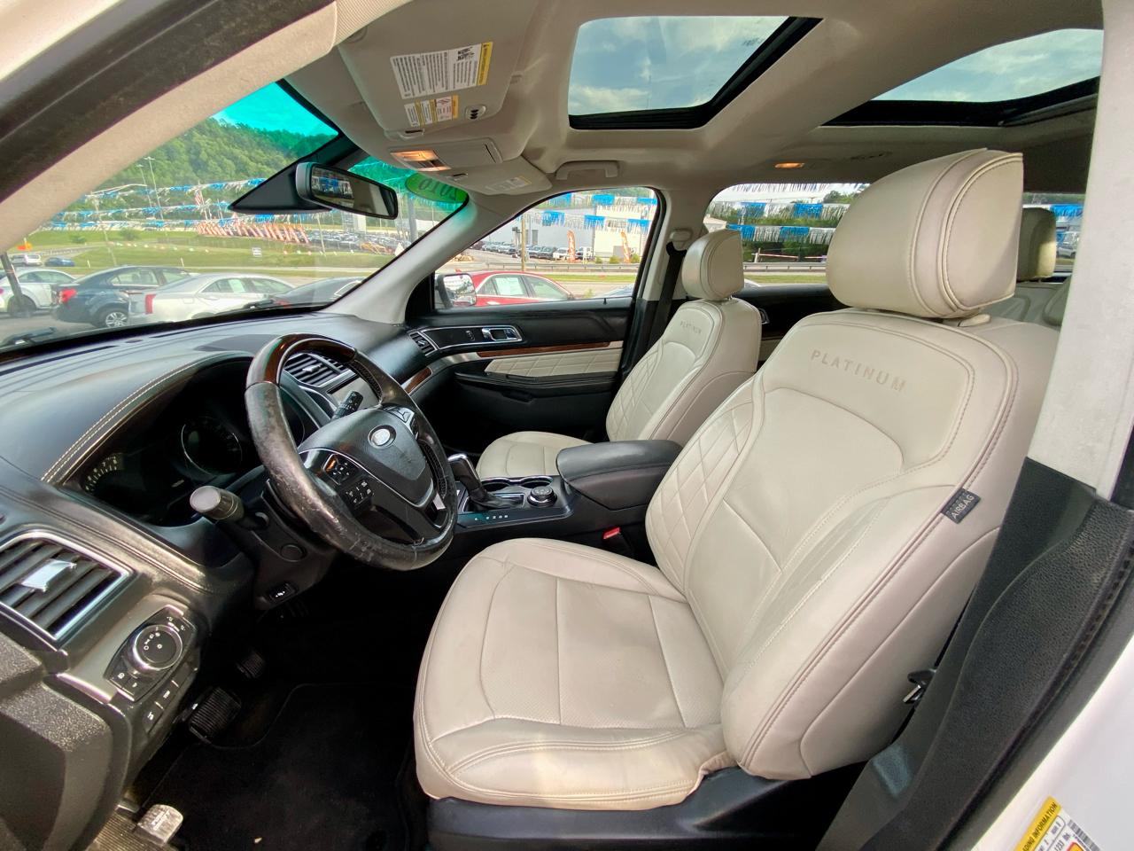 Ford Explorer 4WD 4dr Platinum 2016