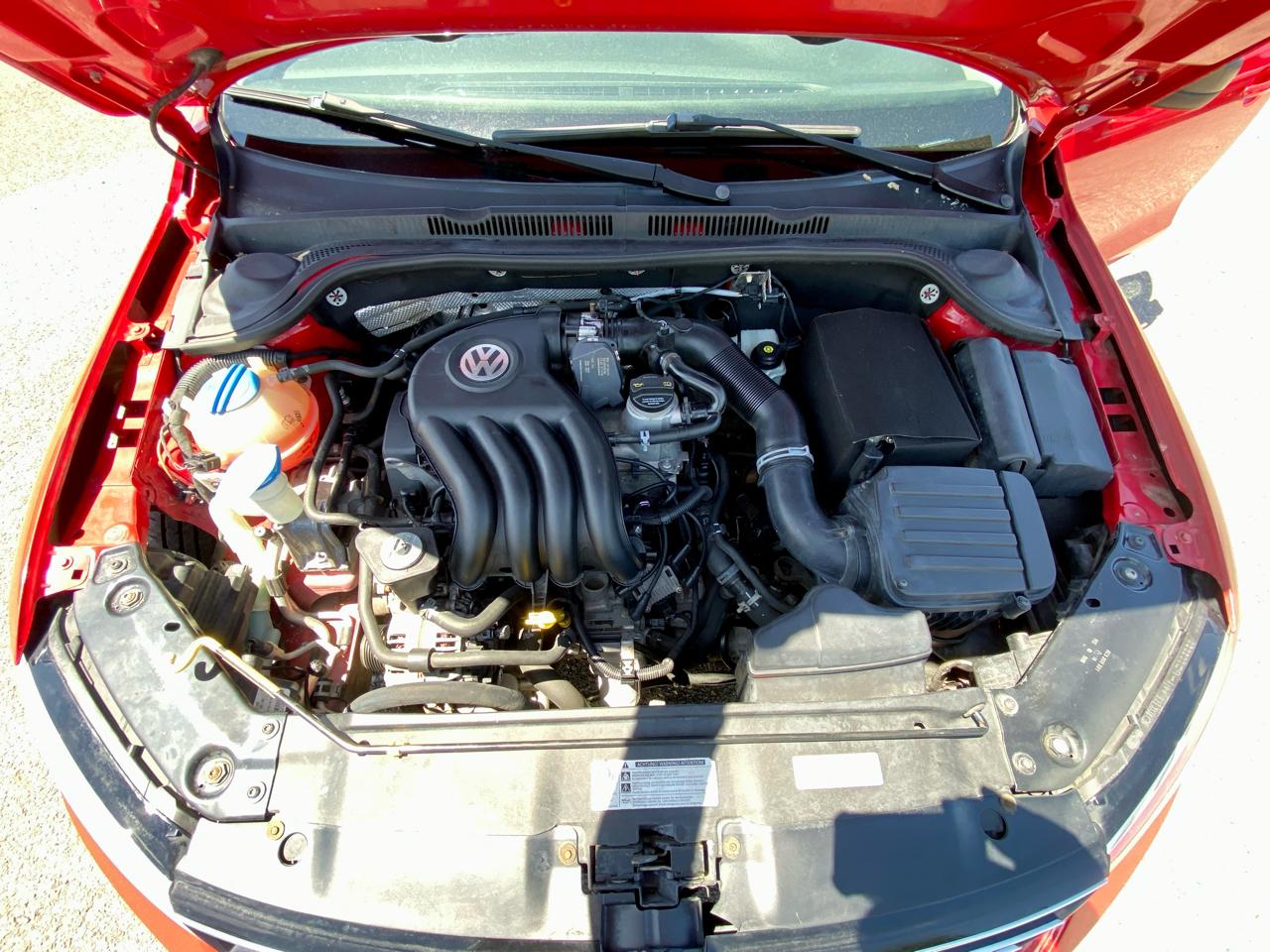 Volkswagen Jetta Sedan 4dr Man 2.0L S 2015