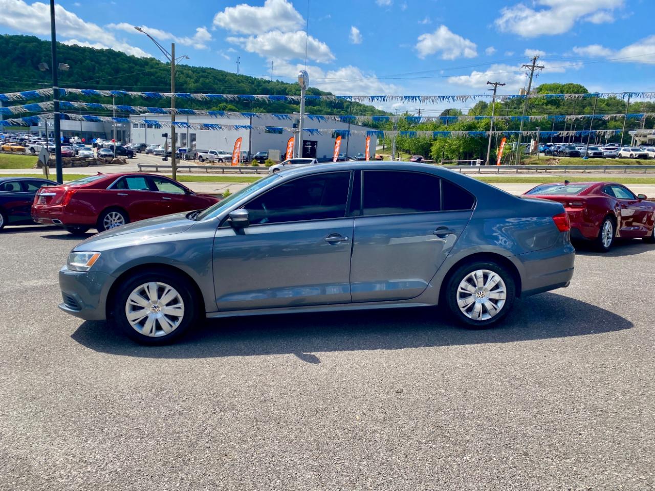 Volkswagen Jetta Sedan 4dr Auto SE PZEV 2014
