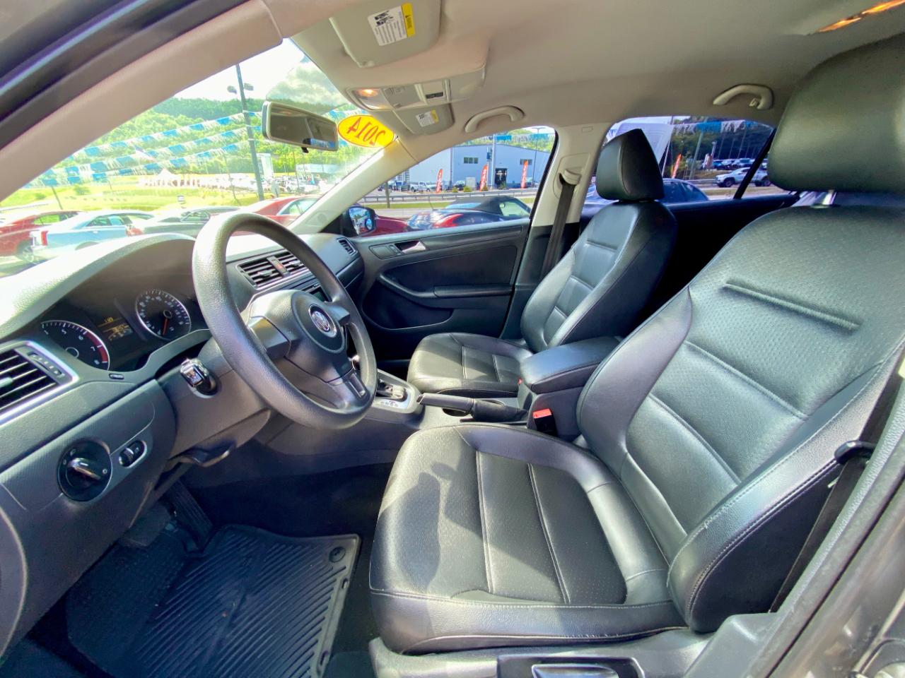 Volkswagen Jetta Sedan 4dr Auto SE PZEV 2014