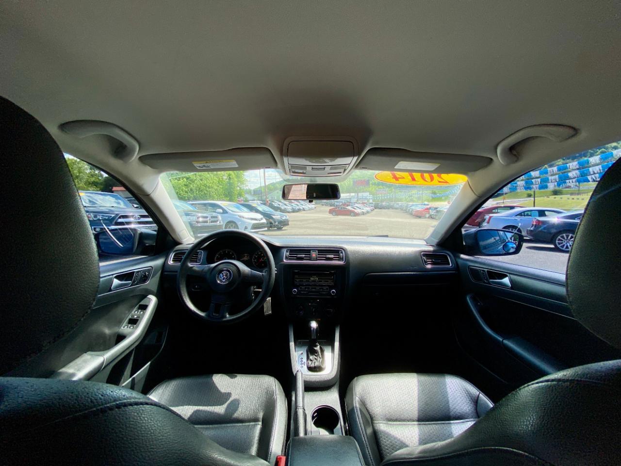 Volkswagen Jetta Sedan 4dr Auto SE PZEV 2014