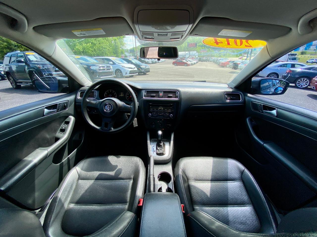 Volkswagen Jetta Sedan 4dr Auto SE PZEV 2014