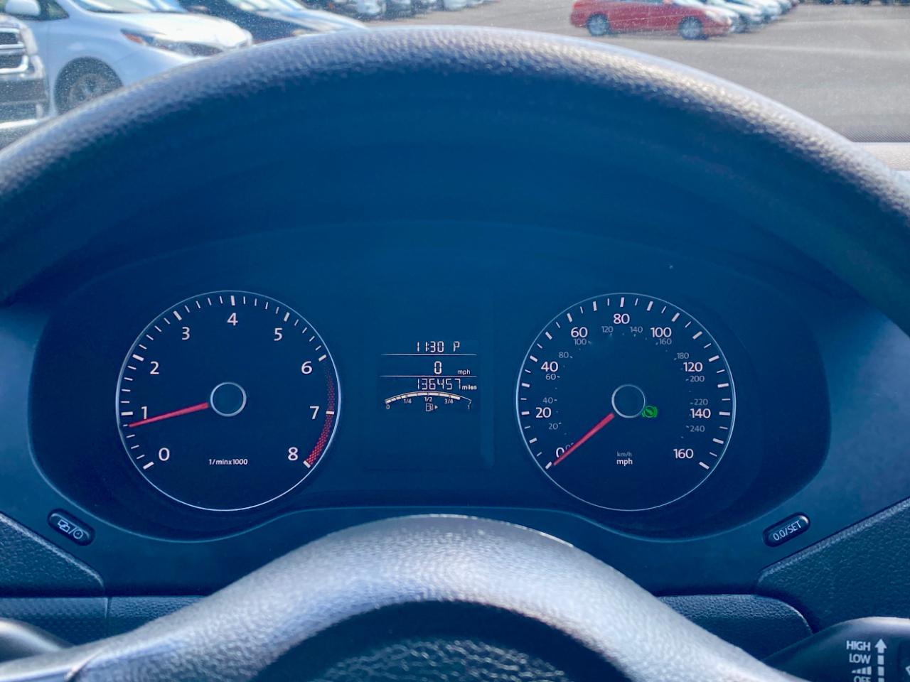 Volkswagen Jetta Sedan 4dr Auto SE PZEV 2014