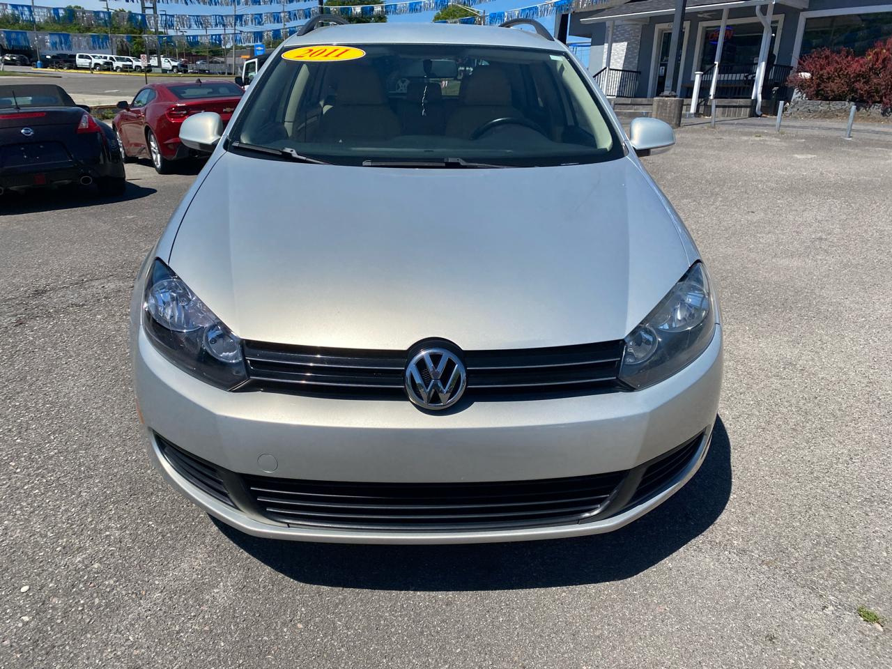 Volkswagen Jetta SportWagen 4dr DSG TDI 2011
