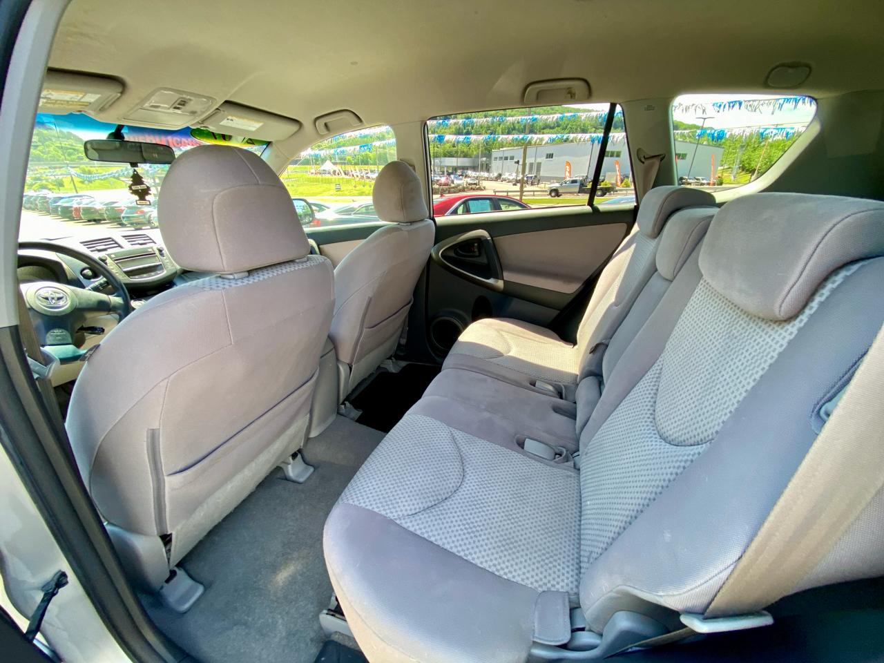 Toyota RAV4 2WD 4dr V6 (Natl) 2007