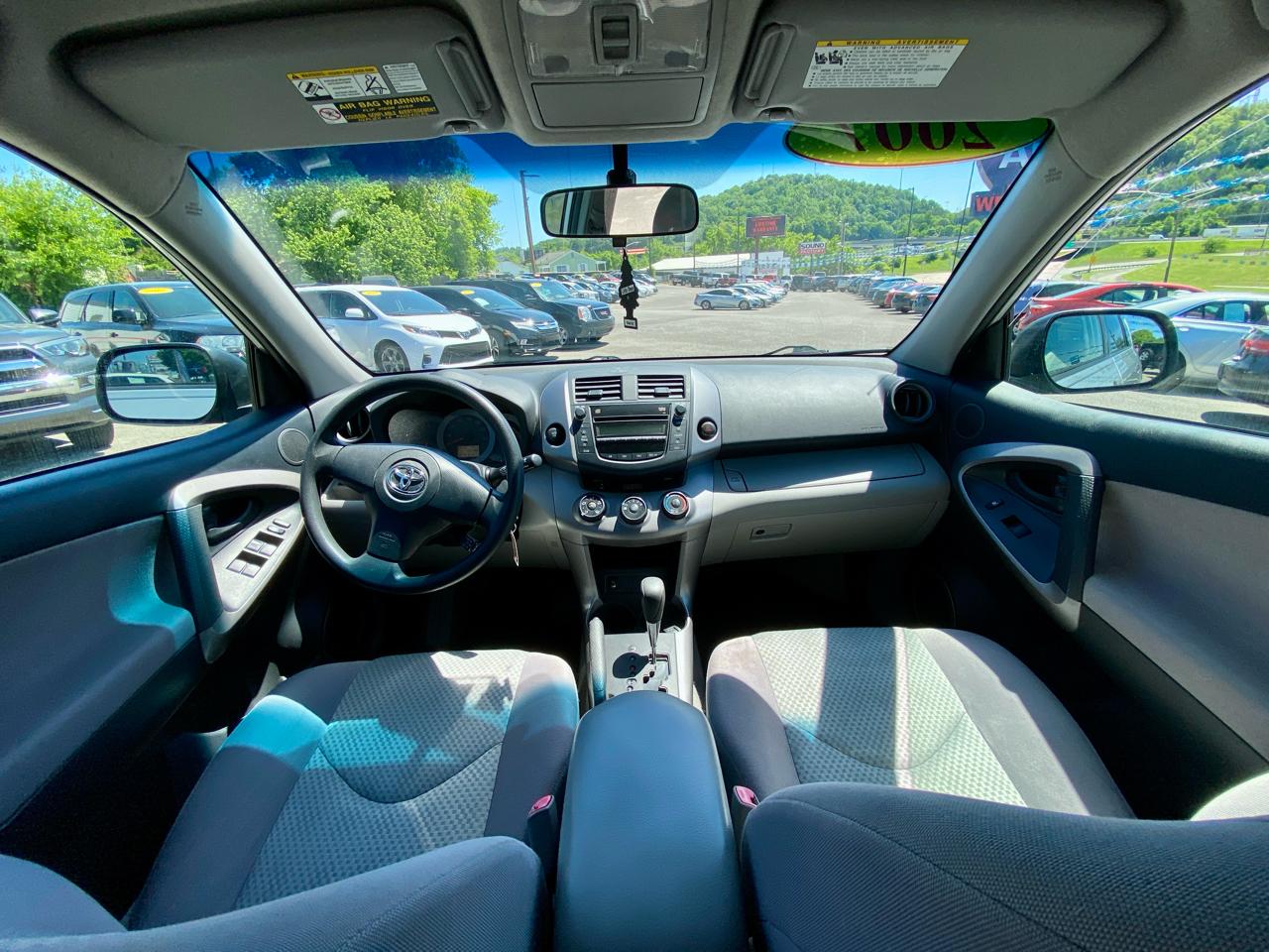 Toyota RAV4 2WD 4dr V6 (Natl) 2007