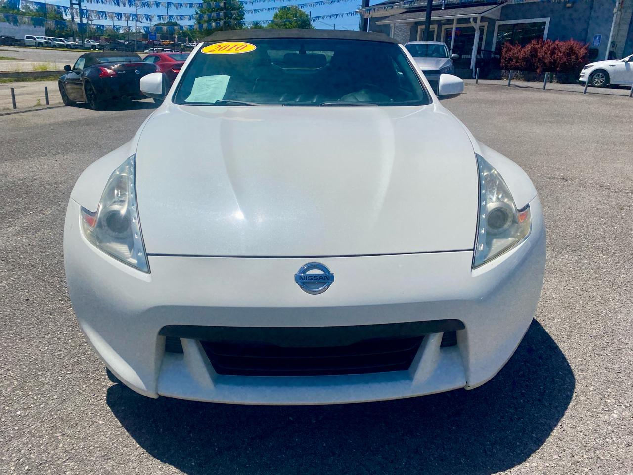Nissan 370Z 2dr Roadster Auto Touring 2010