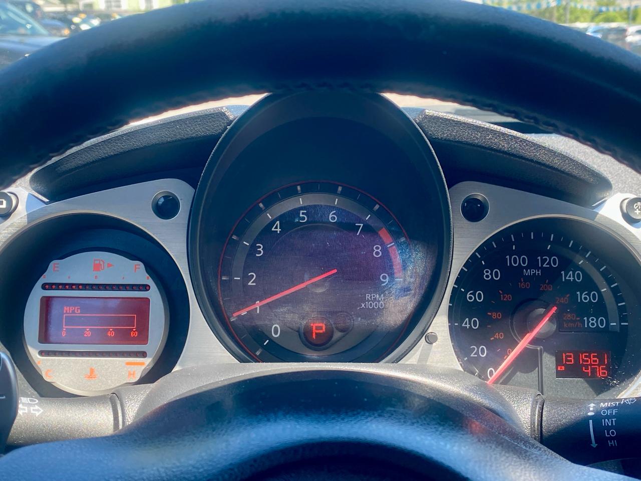 Nissan 370Z 2dr Roadster Auto Touring 2010