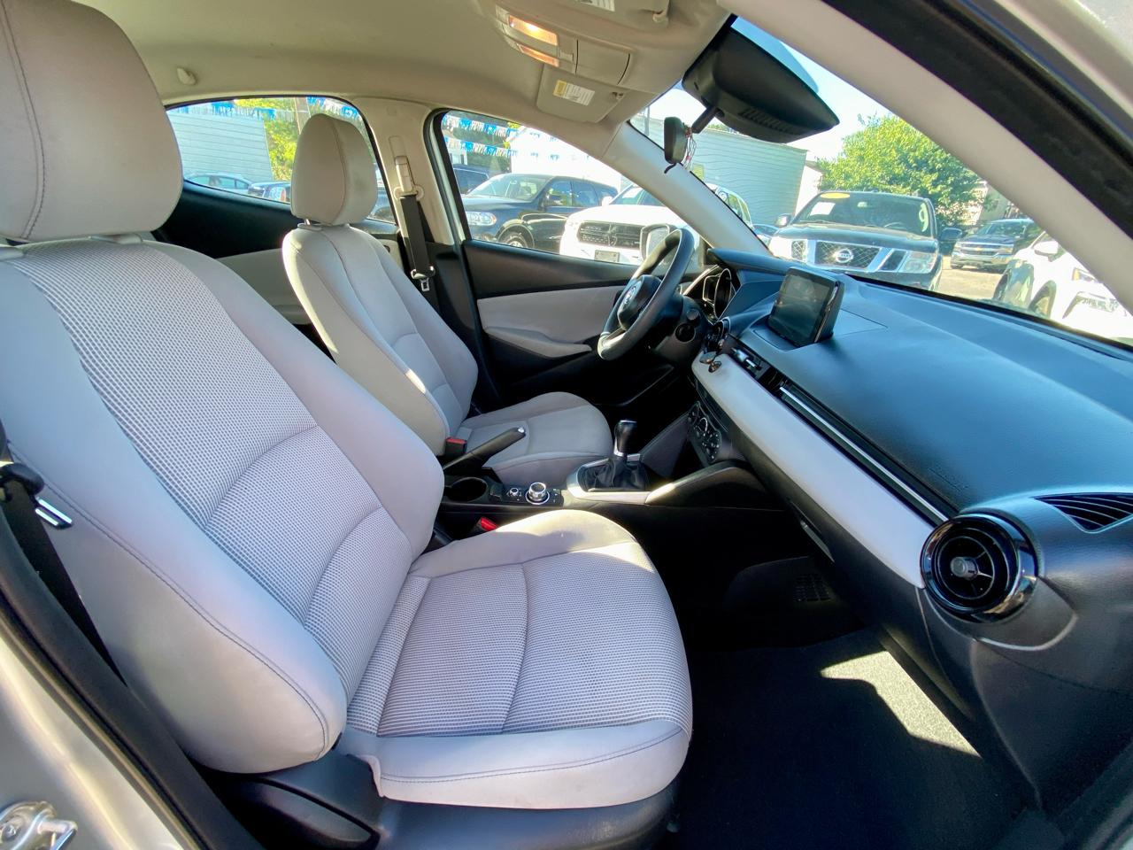 Toyota Yaris Sedan XLE Auto (Natl) 2019