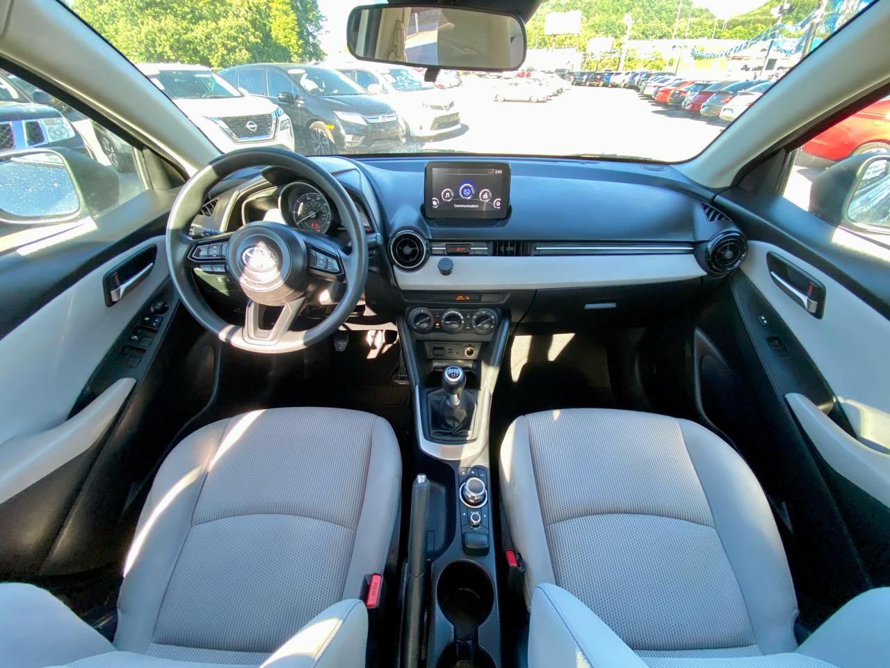 Toyota Yaris Sedan XLE Auto (Natl) 2019