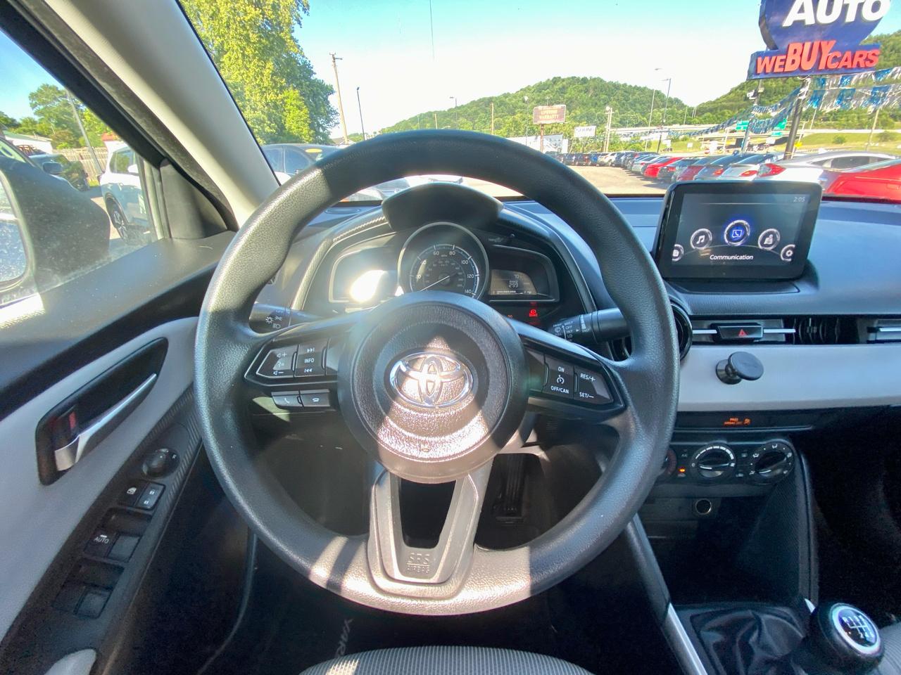 Toyota Yaris Sedan XLE Auto (Natl) 2019
