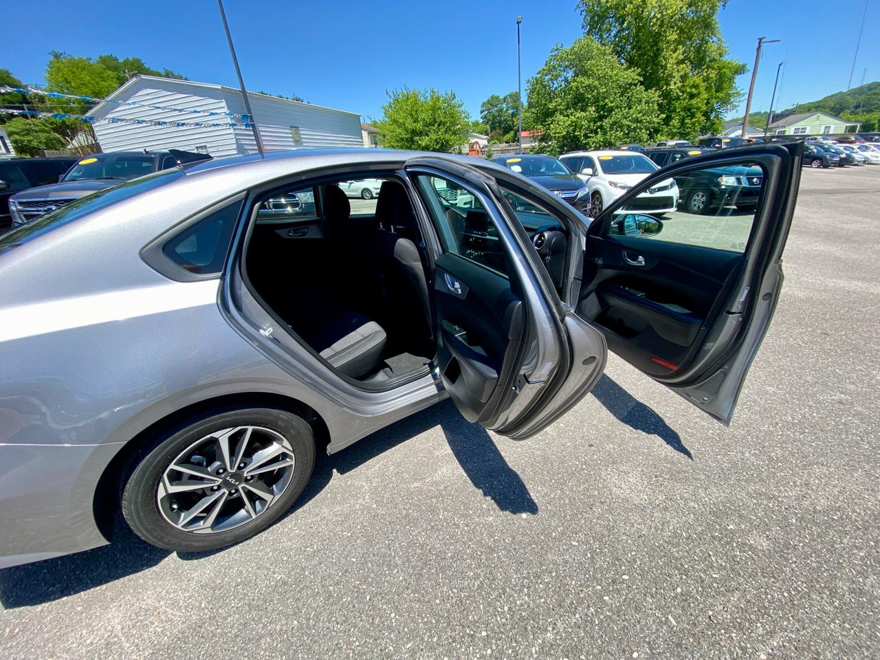 Kia Forte LXS IVT 2024