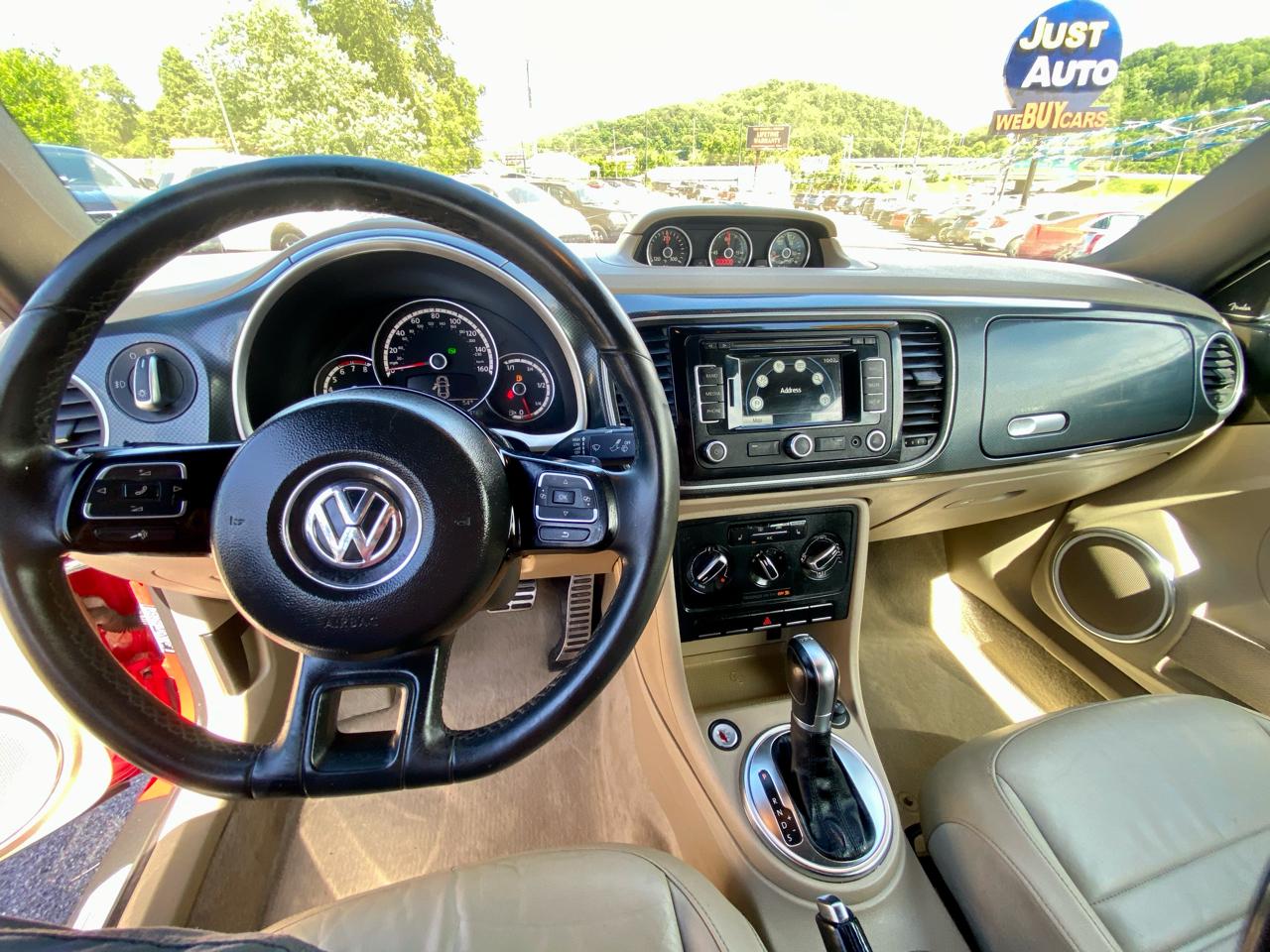 Volkswagen Beetle Convertible 2dr DSG 2.0T PZEV 2013