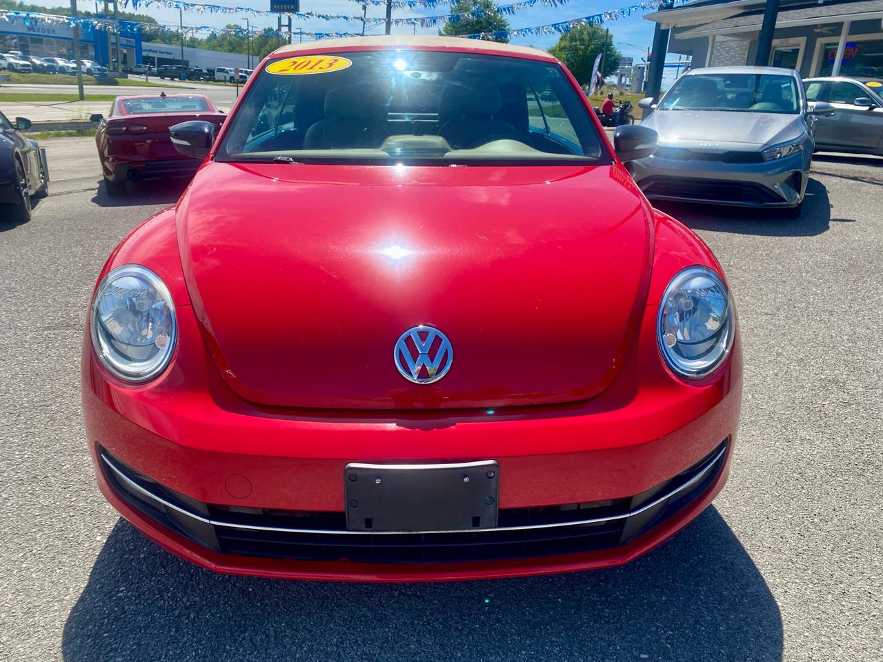 Volkswagen Beetle Convertible 2dr DSG 2.0T PZEV 2013