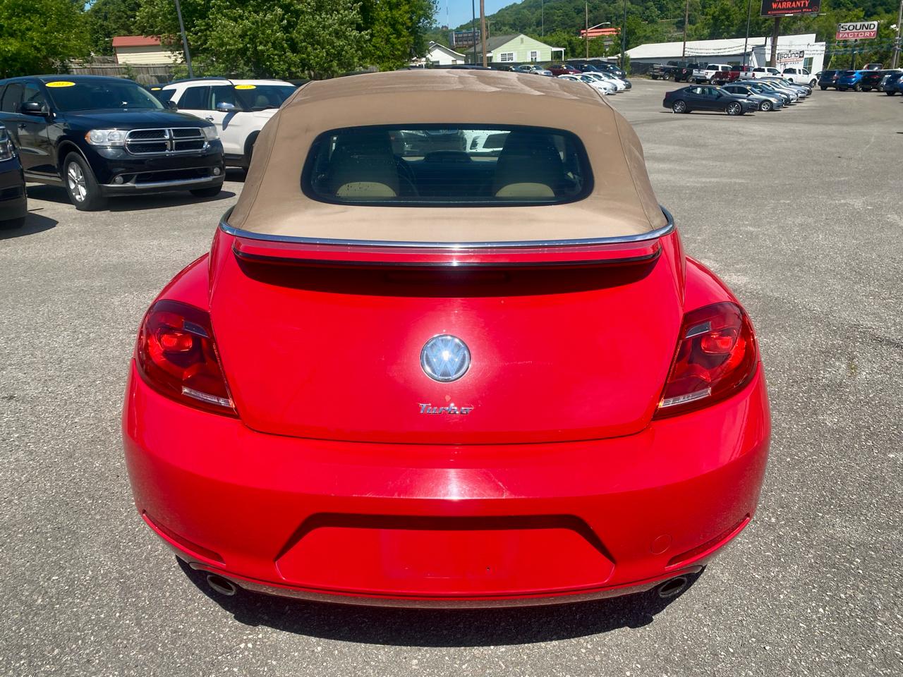 Volkswagen Beetle Convertible 2dr DSG 2.0T PZEV 2013