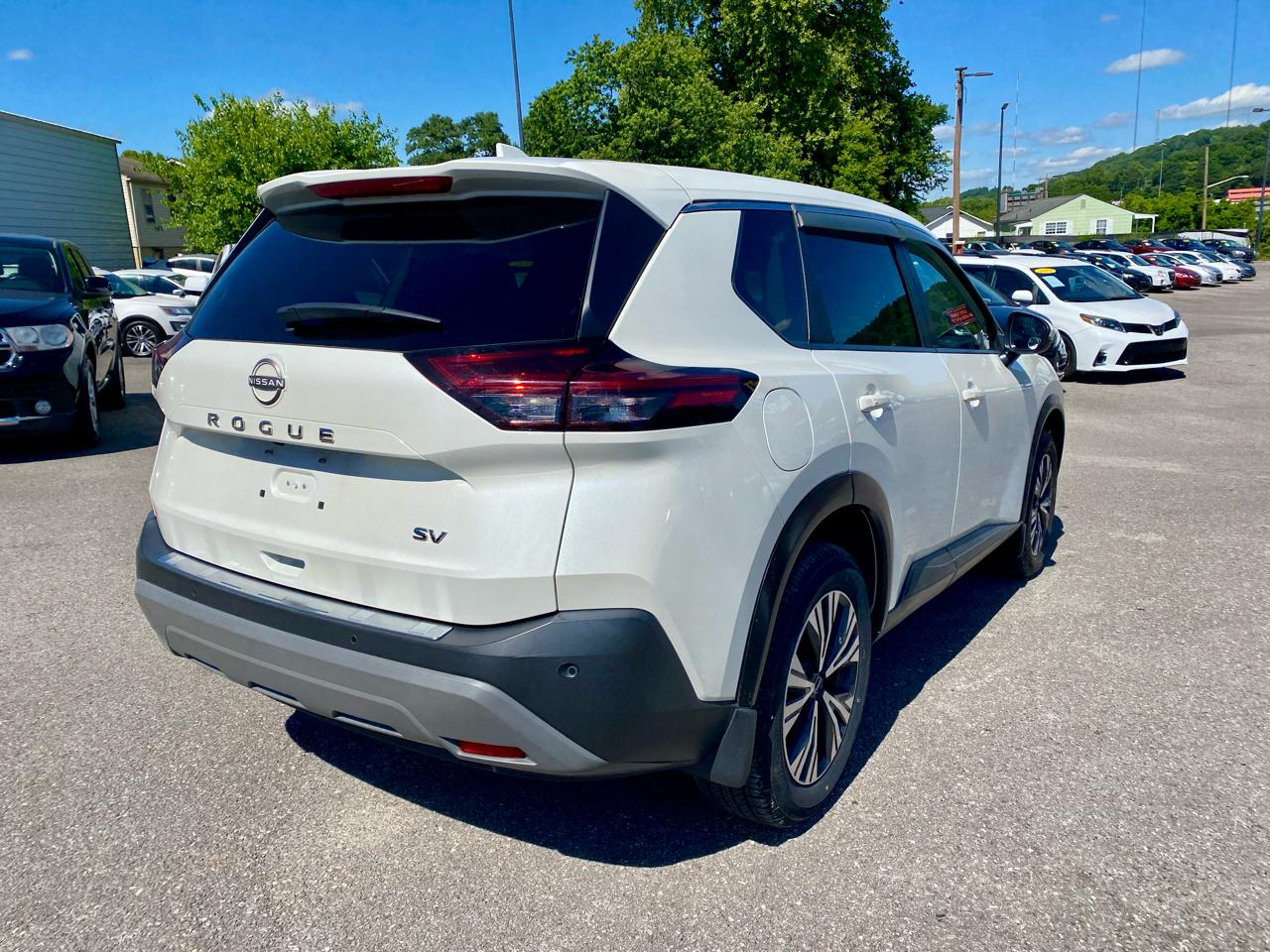 Nissan Rogue FWD SV 2022