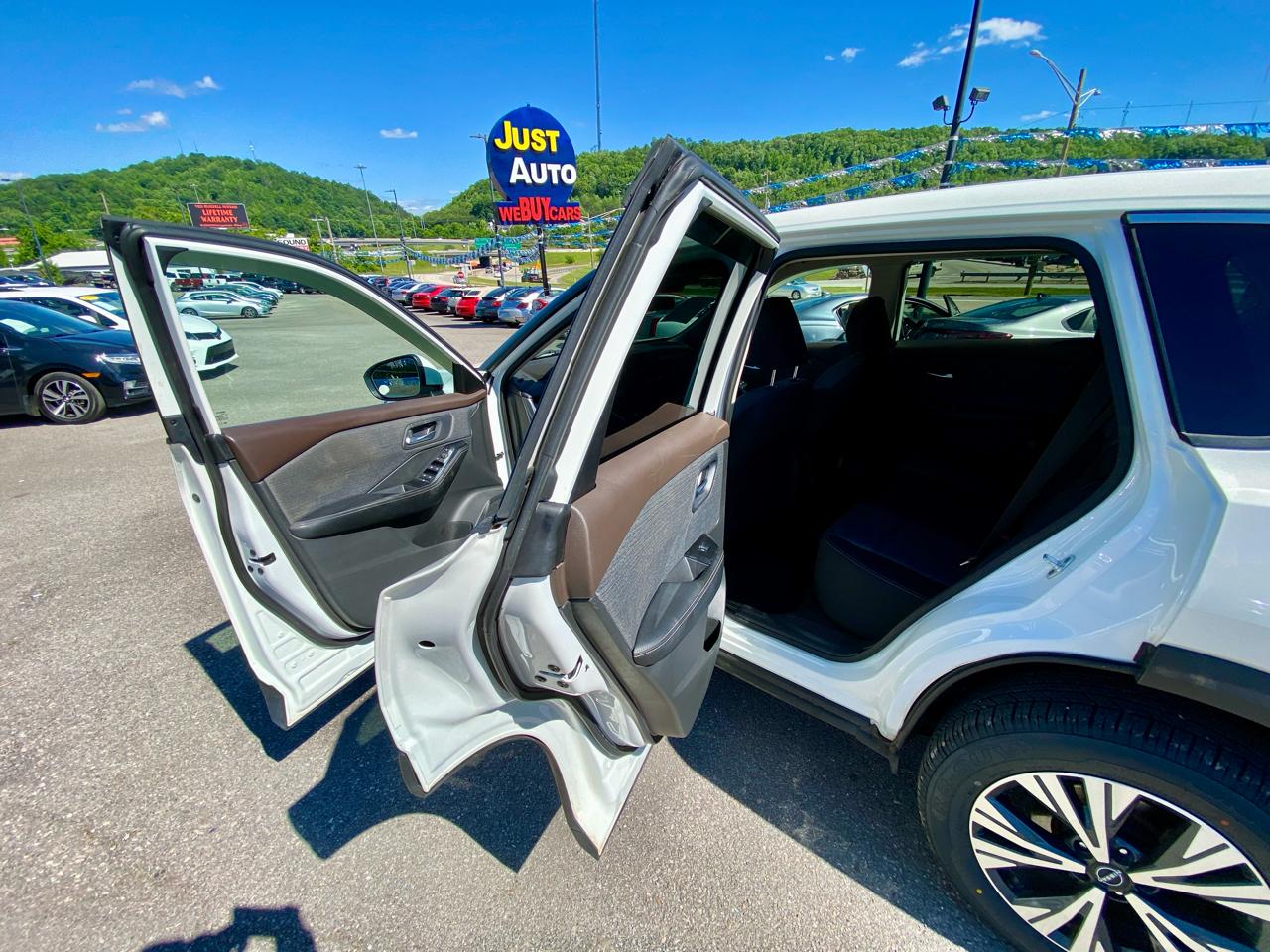 Nissan Rogue FWD SV 2022