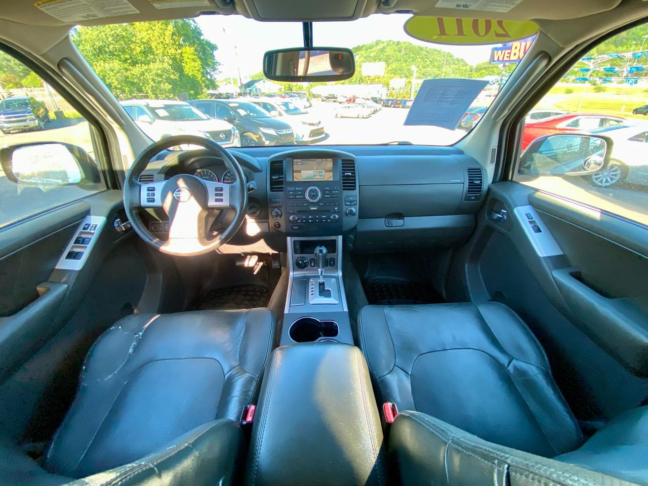 Nissan Pathfinder 4WD 4dr V6 Silver 2011