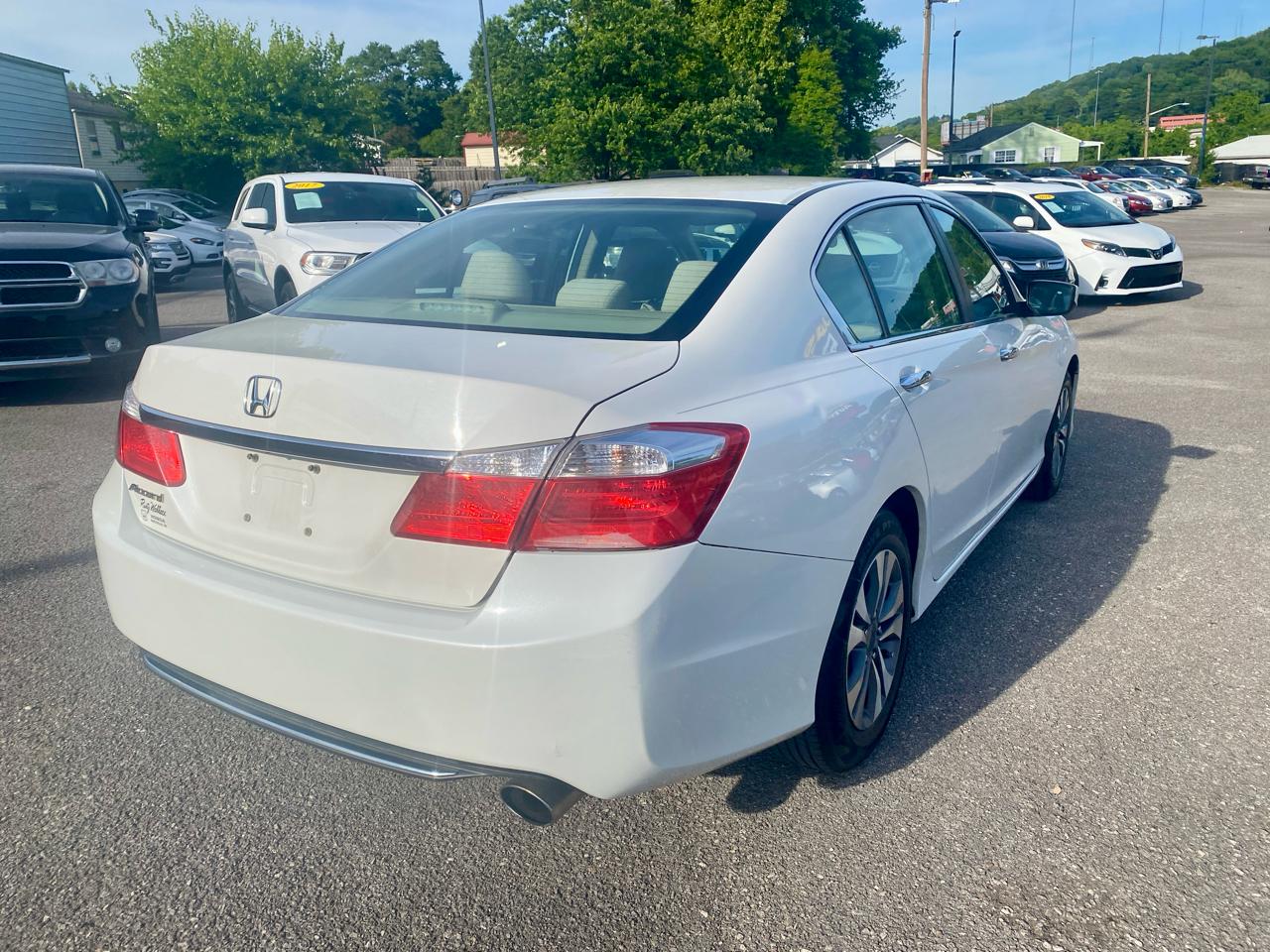 Honda Accord Sdn 4dr I4 CVT LX 2013