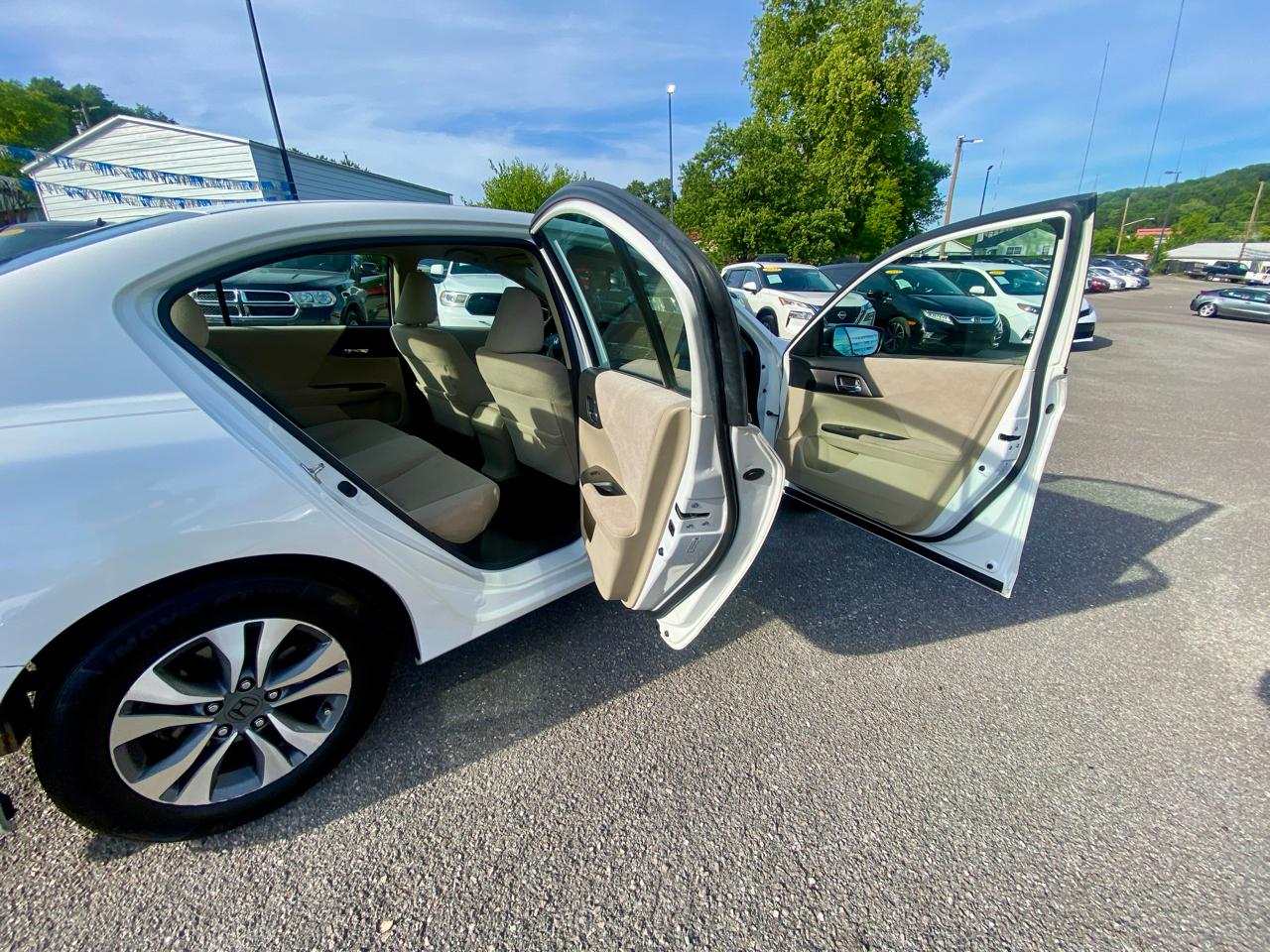 Honda Accord Sdn 4dr I4 CVT LX 2013
