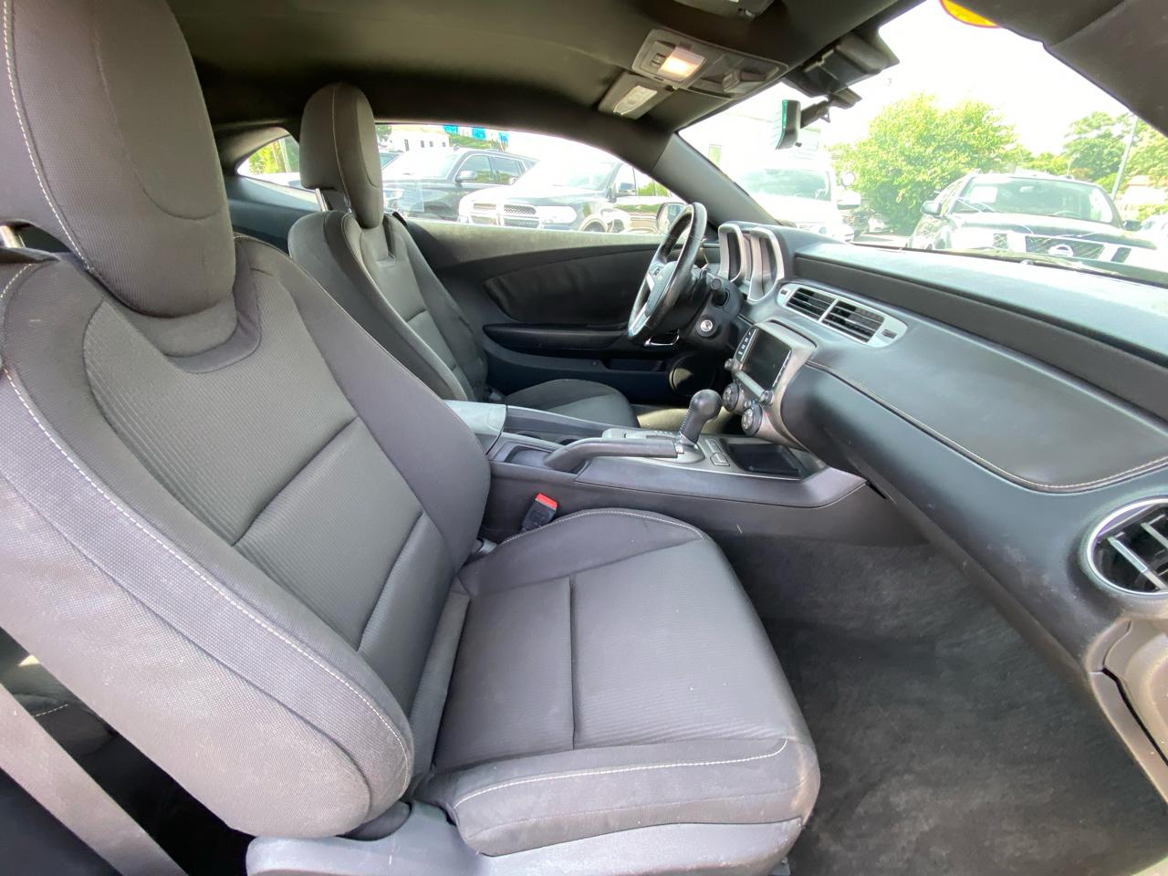 Chevrolet Camaro 2dr Cpe LT w/1LT 2013