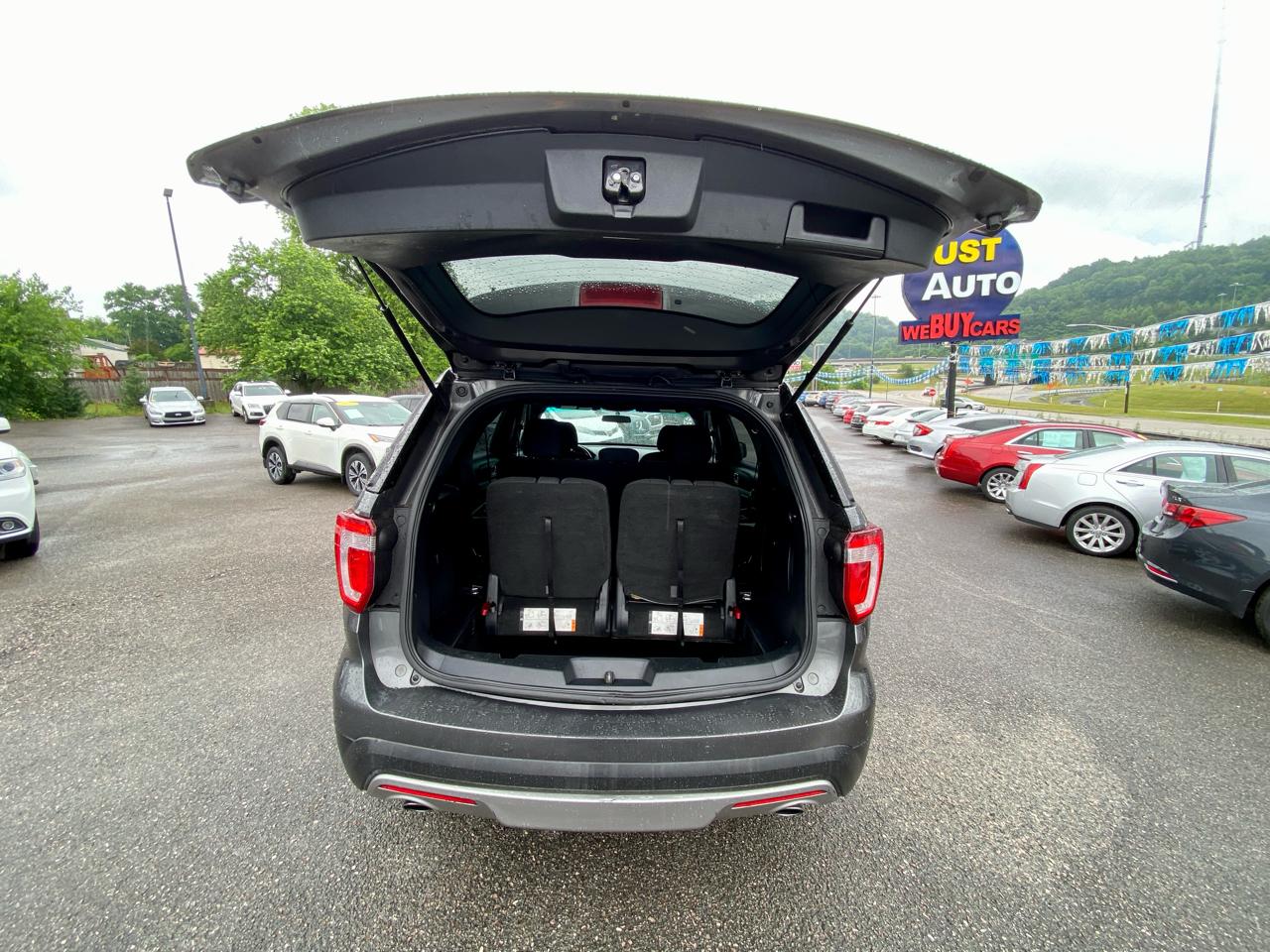 Ford Explorer 4WD 4dr XLT 2016