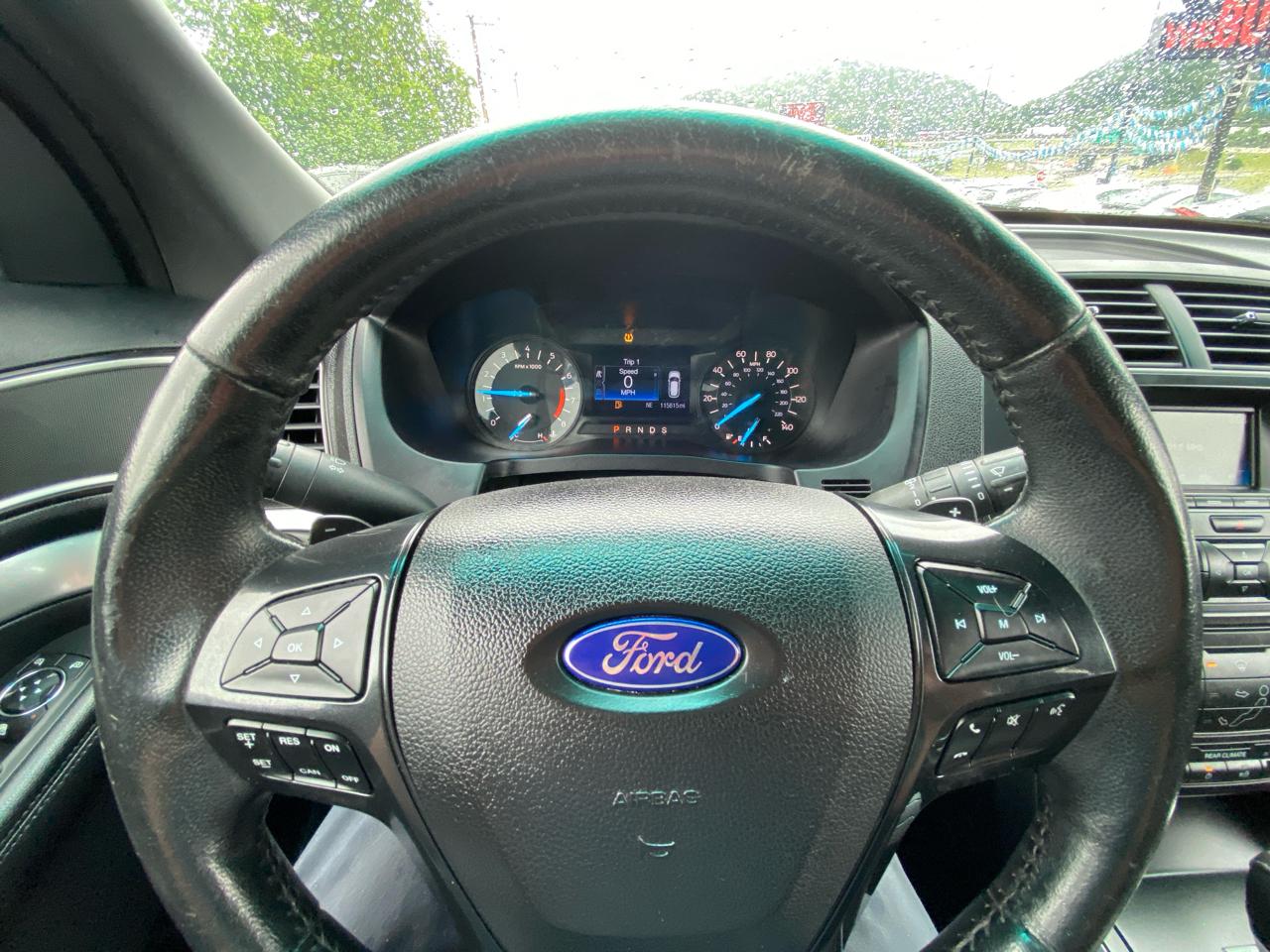 Ford Explorer 4WD 4dr XLT 2016