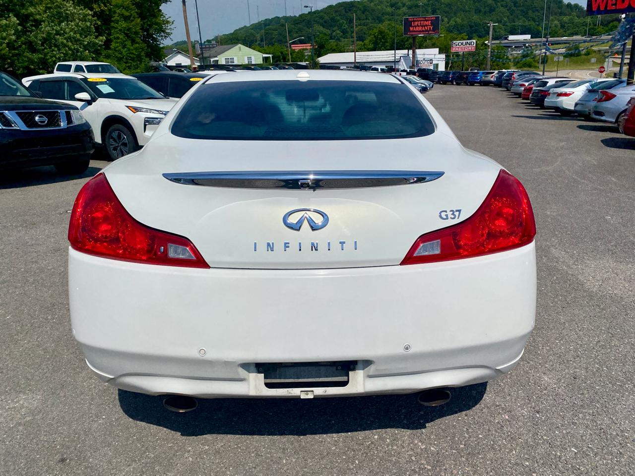 Infiniti G37 Coupe 2dr Journey RWD 2012