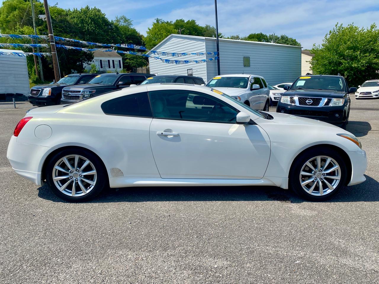 Infiniti G37 Coupe 2dr Journey RWD 2012