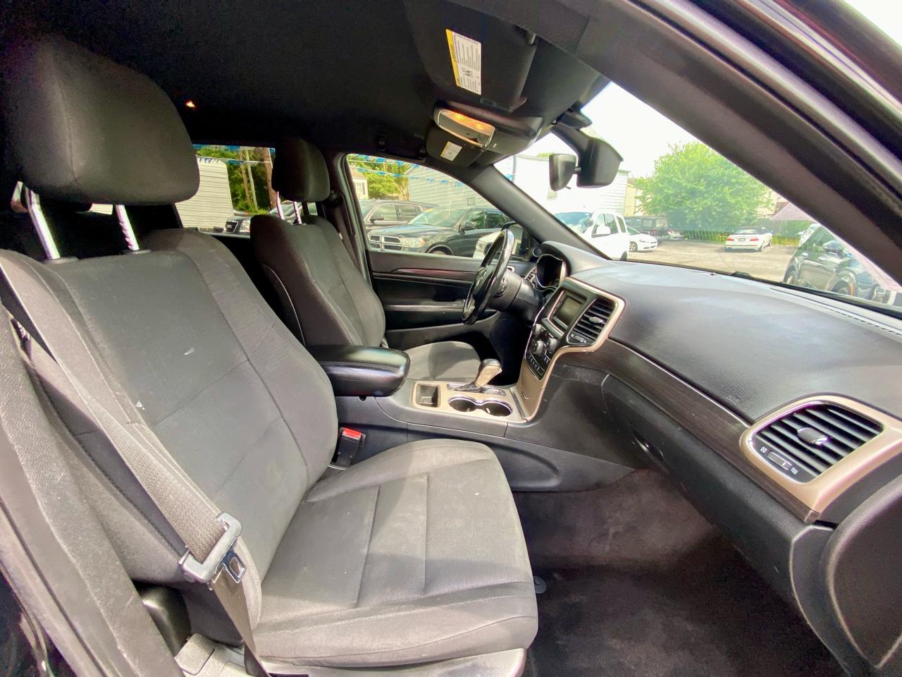 Jeep Grand Cherokee Laredo 4x4 2017
