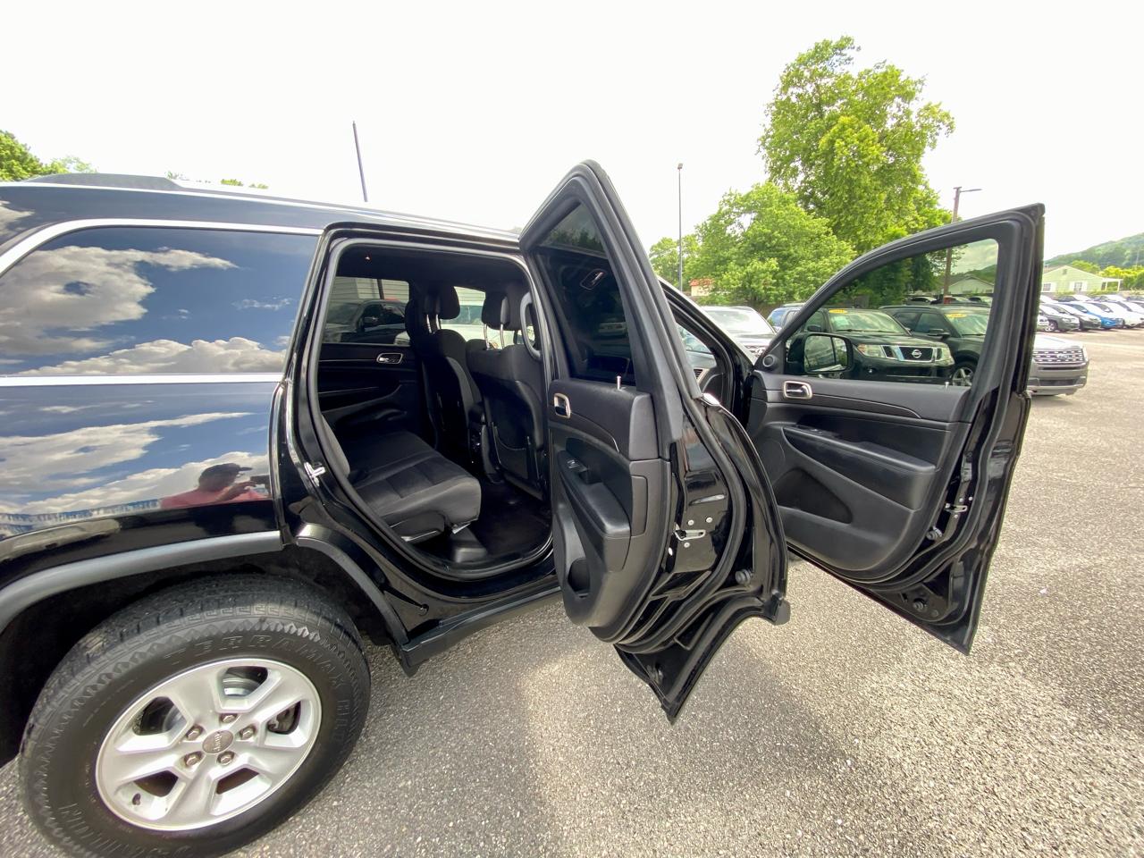 Jeep Grand Cherokee Laredo 4x4 2017