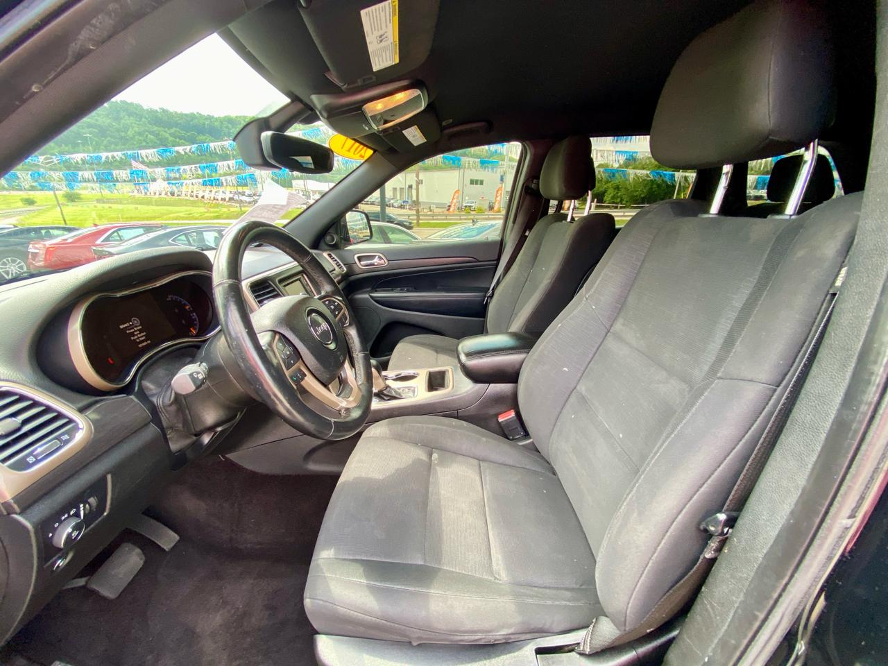 Jeep Grand Cherokee Laredo 4x4 2017