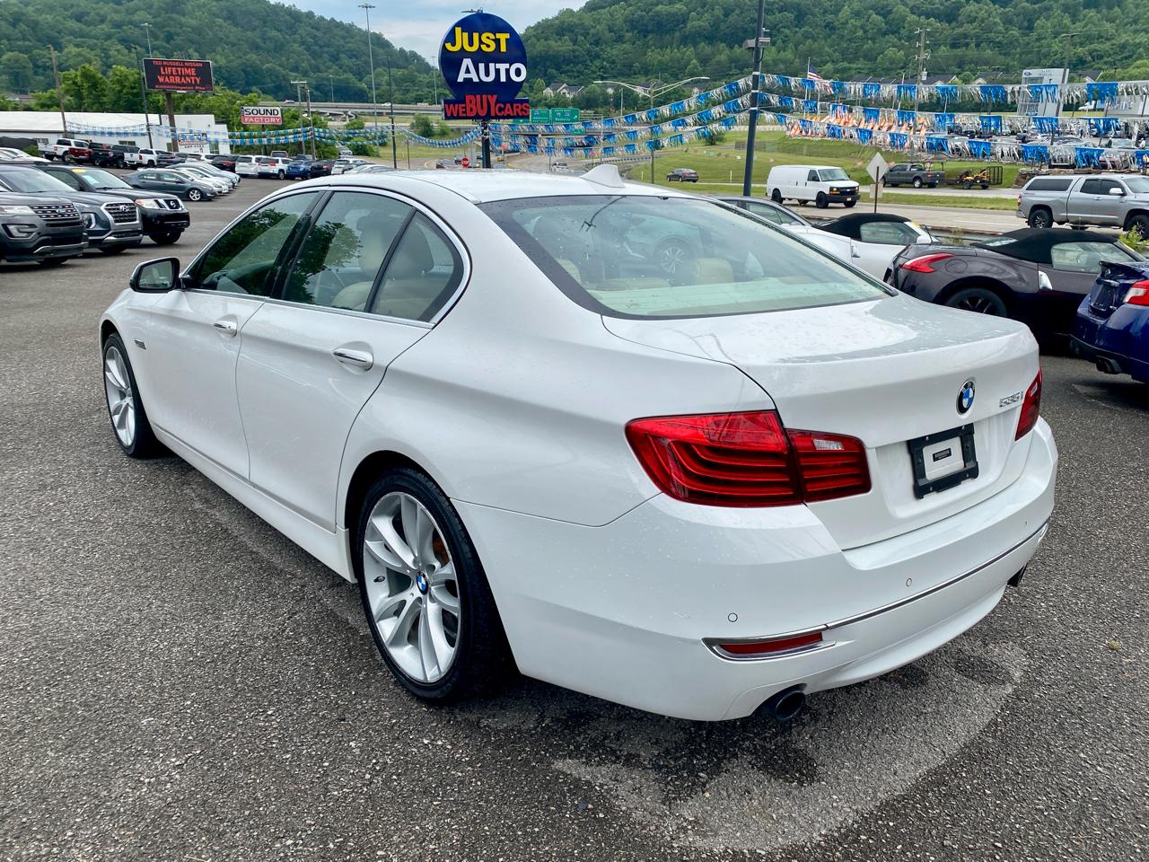 BMW 5 Series 4dr Sdn 535i RWD 2014
